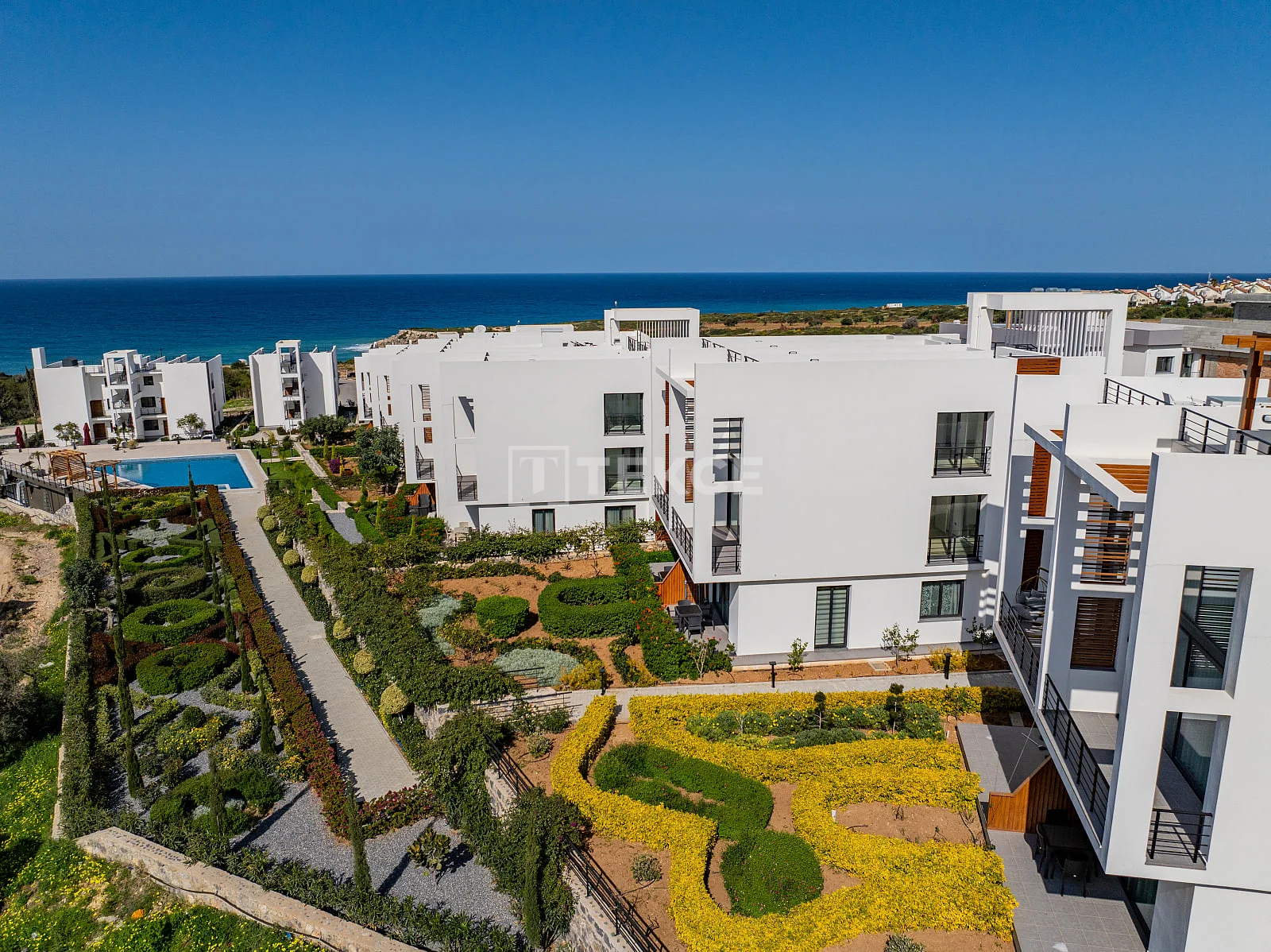 Меблированная квартира в Кирении с видом на море, 85 м², фото 3
