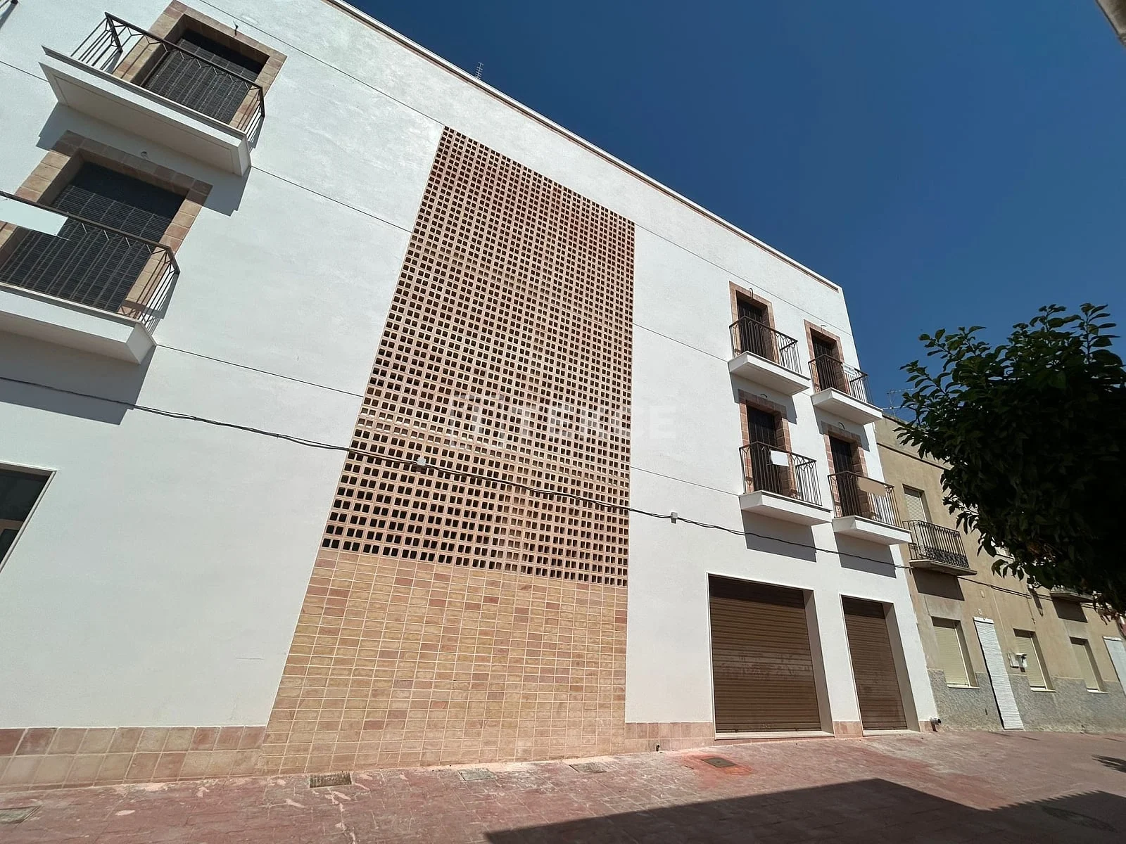 1-Bedroom Penthouse and Apartment in Onda de las Nieves