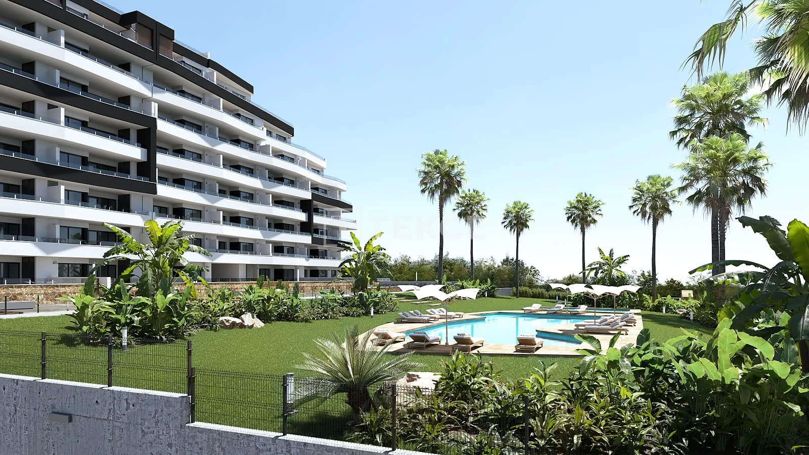 2-Bedroom Apartment with Garden in San Miguel de Salinas, photo 2