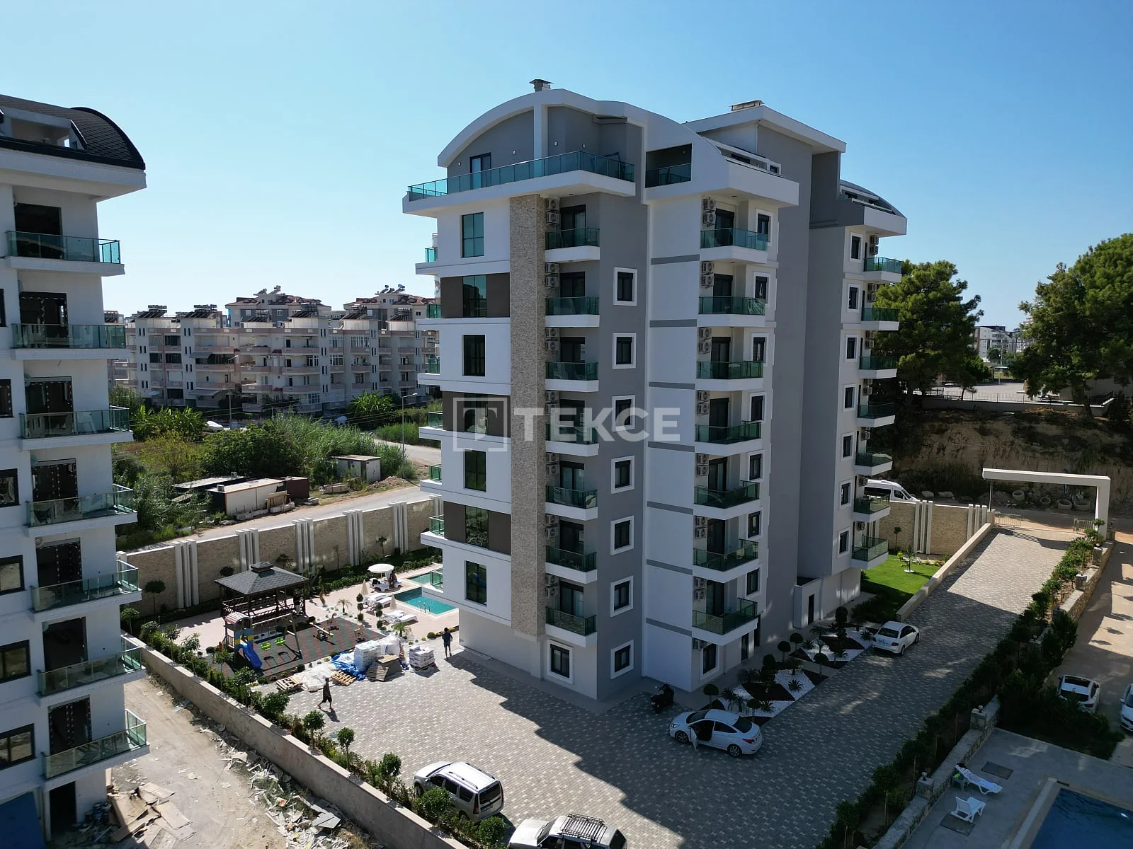2-Bedroom Penthouse and Apartments with Sea and Mountain Views in Avsallar, Alanya, photo 3