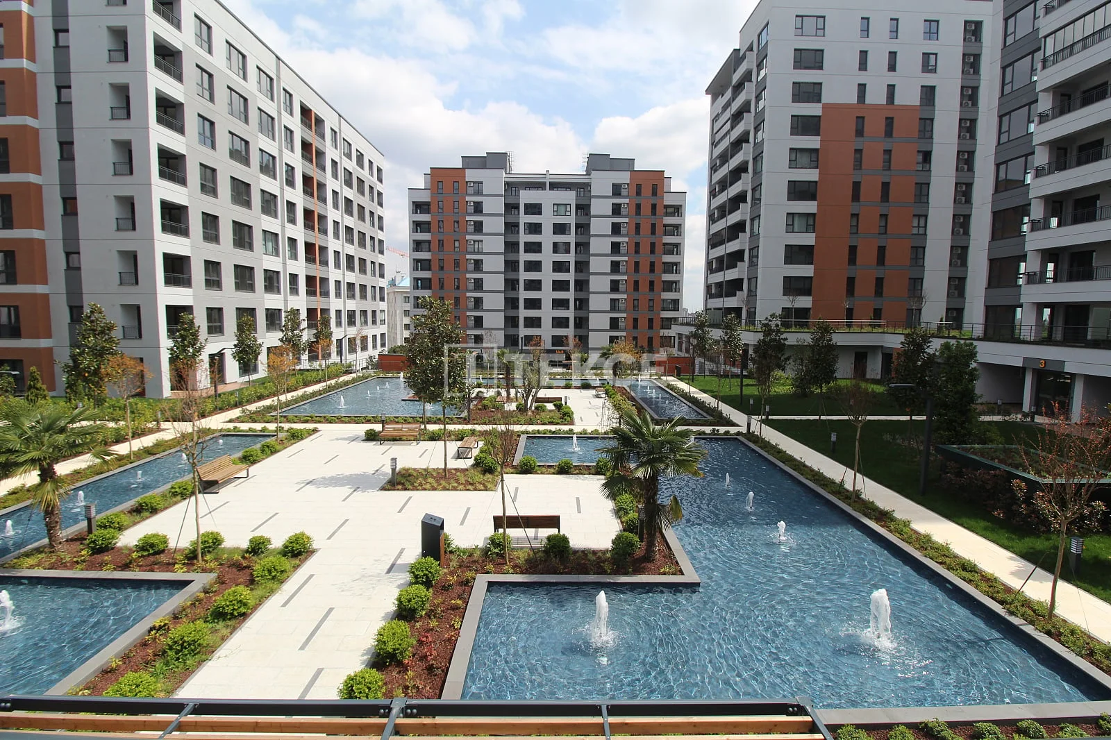 2-Bedroom Apartment with Smart Home in Bagcilar, Istanbul