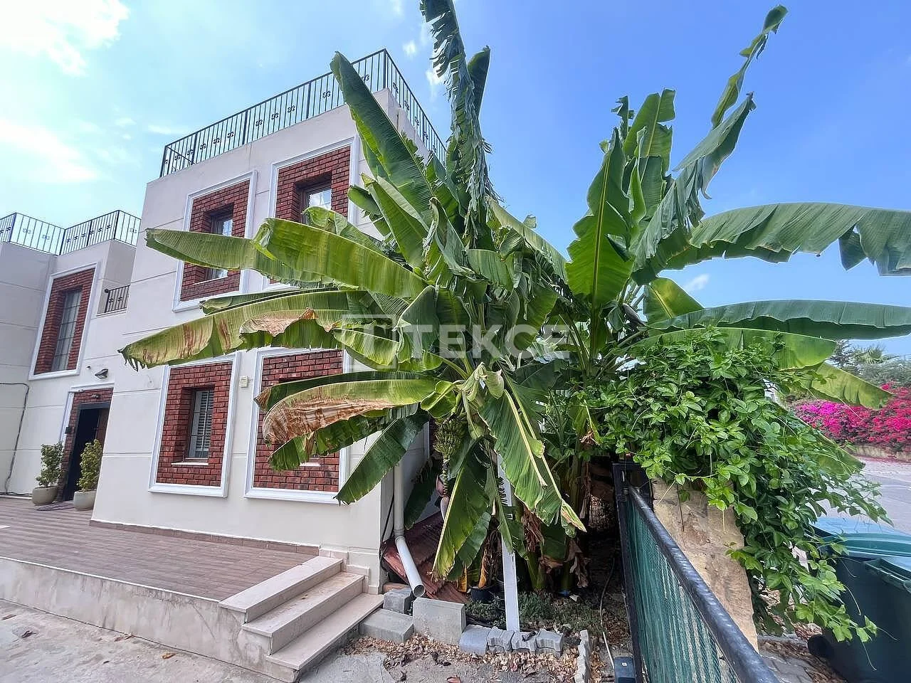 4-Bedroom Villa with Private Pool and Garden in Kyrenia, photo 5
