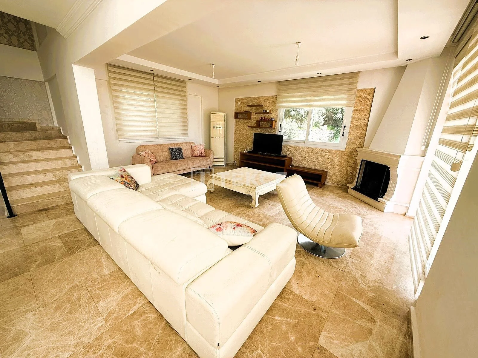 5-Bedroom Villa with Private Pool and Garden in Fethiye, photo 3