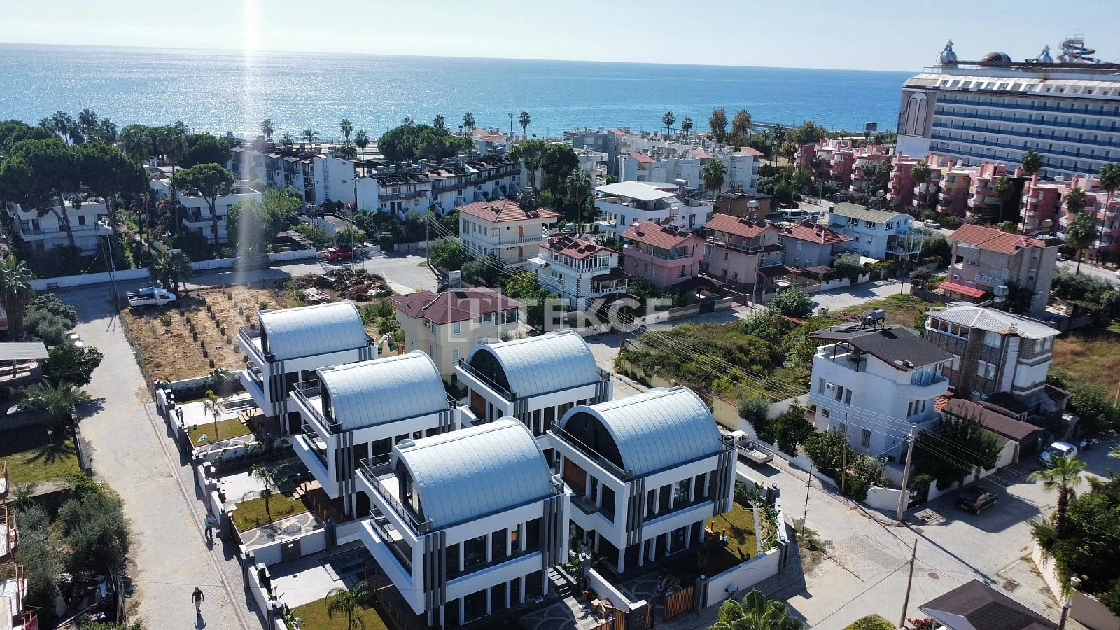3-Bedroom Villa with Private Pool in Alanya, 500 m from the Sea