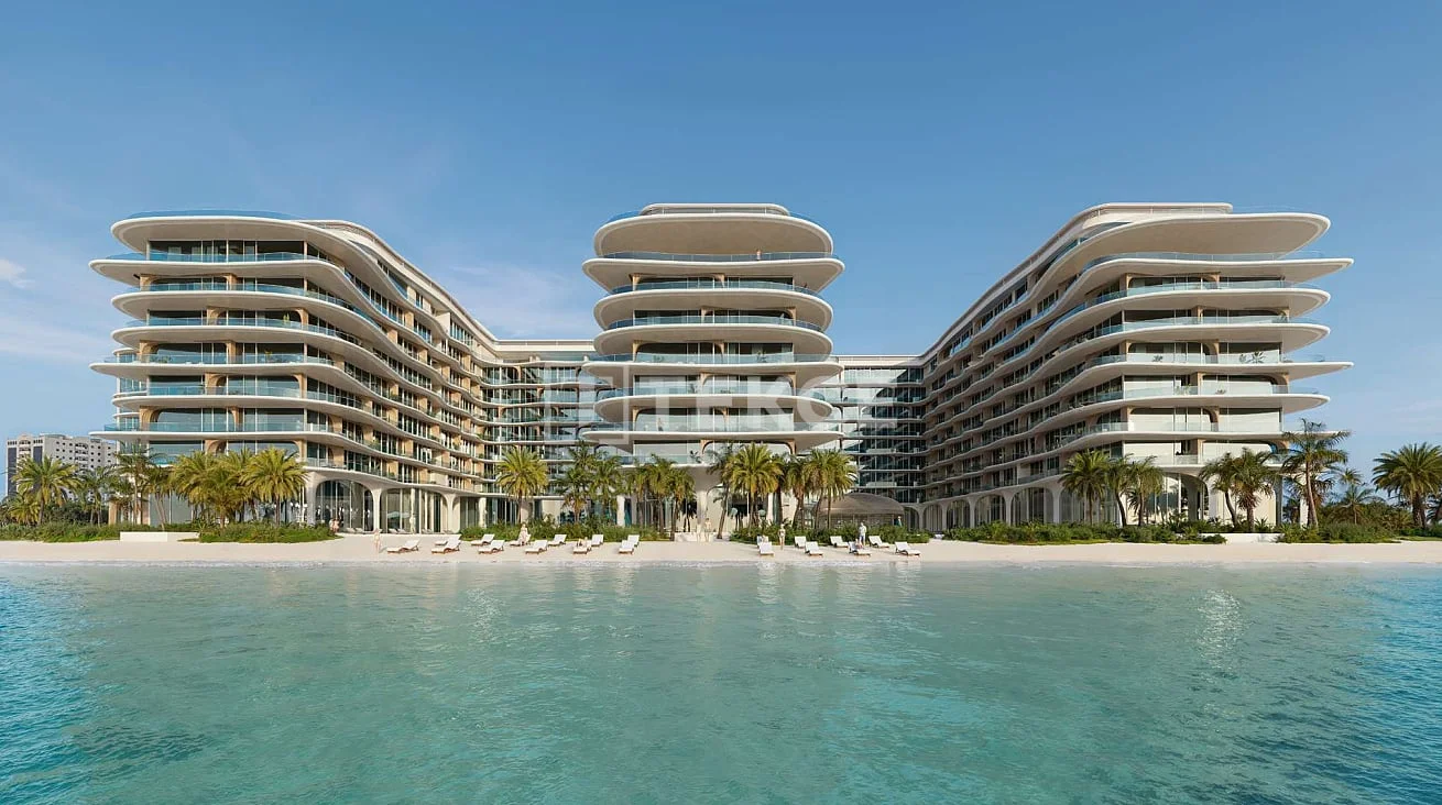 3-Bedroom Apartment with Private Pool and Sea View in Umm Al Quwain, photo 2