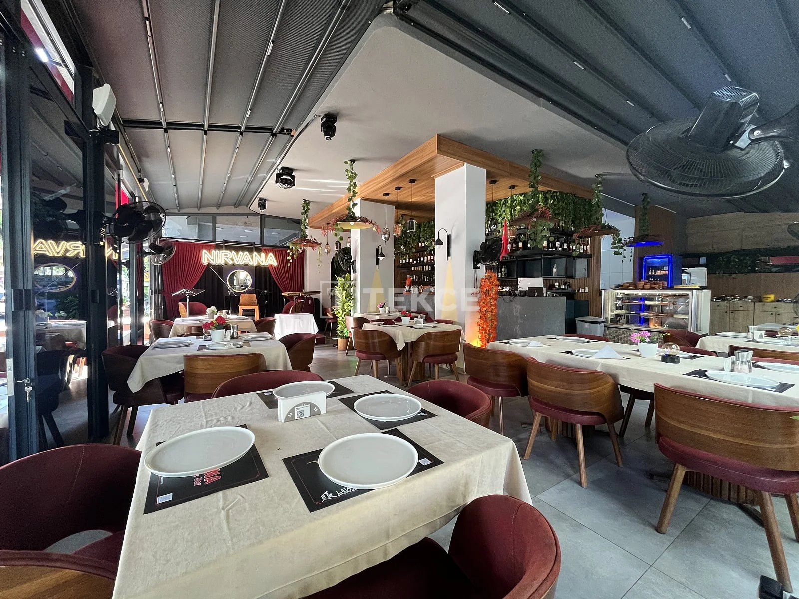 230 m² Commercial Property 500 m from the Beach in Mahmutlar, Alanya, photo 5