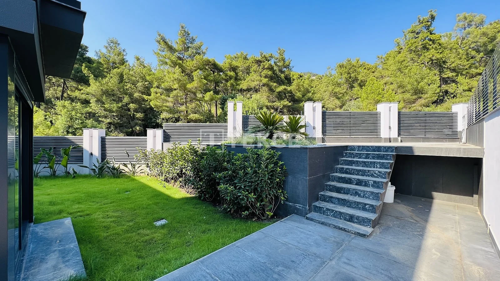 4-Bedroom Villa with Private Pool in Kemer, photo 4