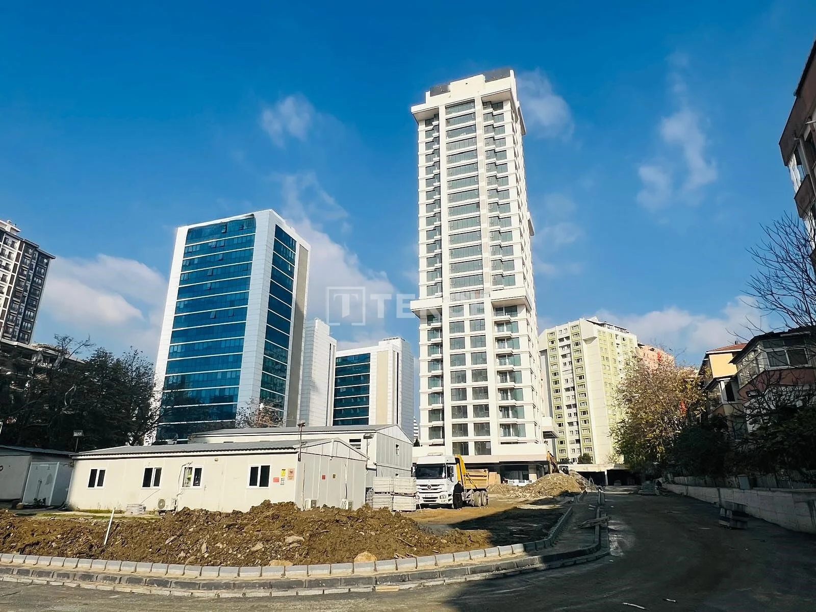 3-Bedroom Apartment with Sea and City View in Istanbul, photo 3