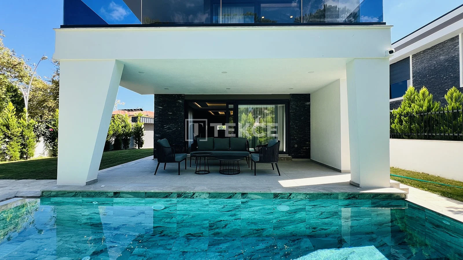 3-Bedroom Villa with Private Pool and Mountain Views in Kemer, Turkey, photo 2