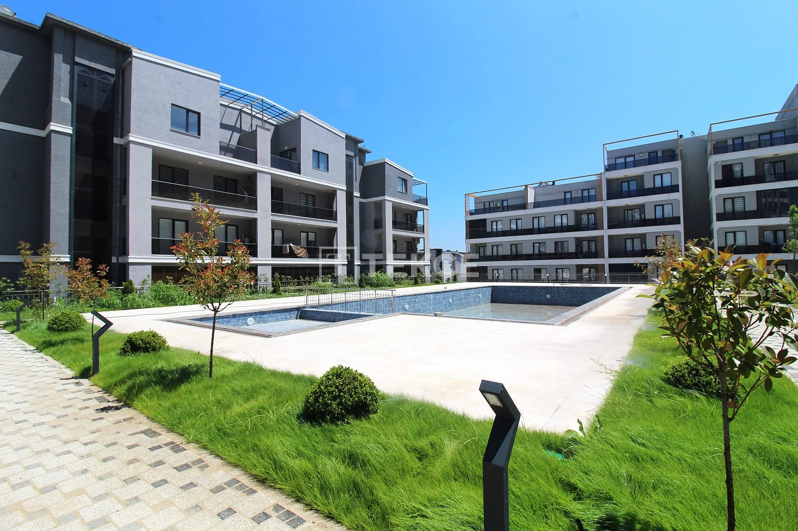 3-Bedroom Duplex with Sea View in Mudanya