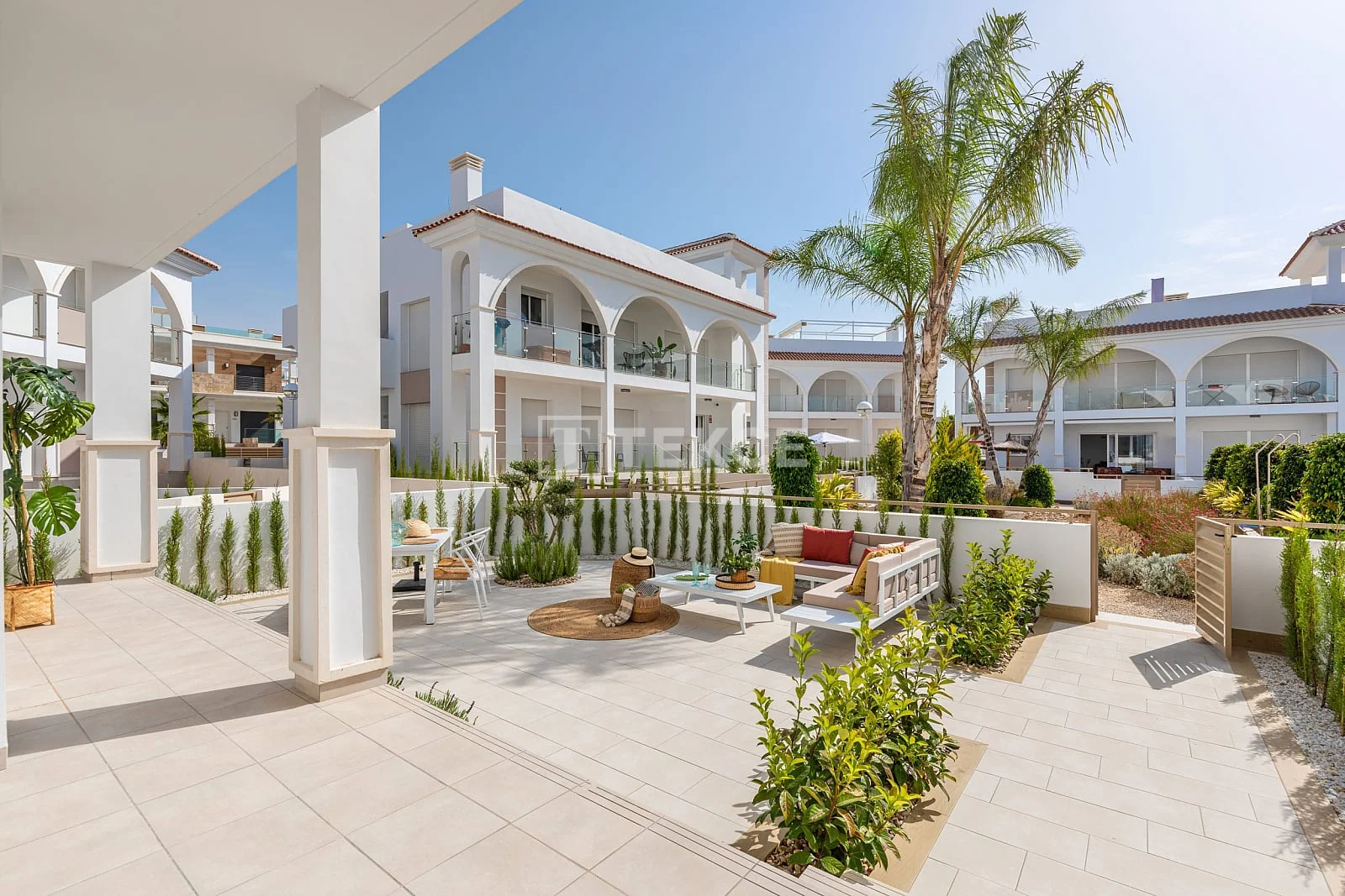 3-Bedroom Penthouse and Apartments with Private Garden in Rojales, photo 3
