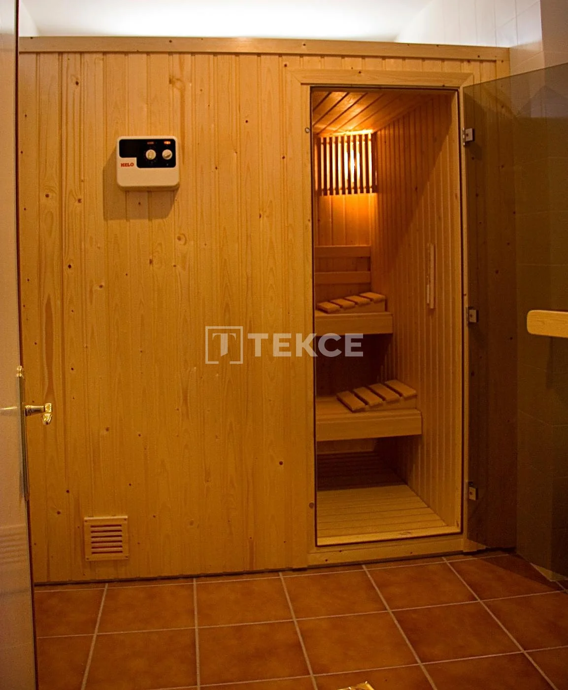 2-Bedroom Penthouse with Mountain and City Views in Fuengirola, photo 4