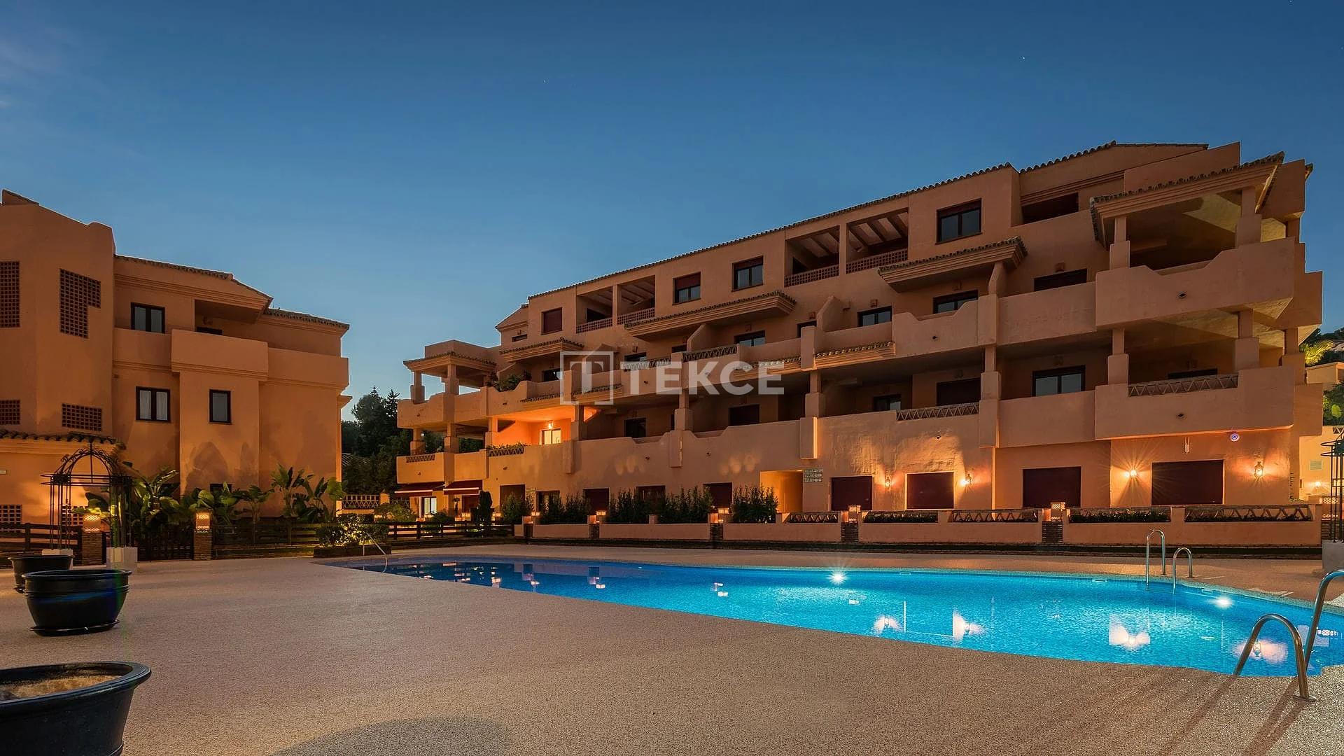 3-Bedroom Penthouse and Apartments with Shared Pool in Benahavís, photo 5