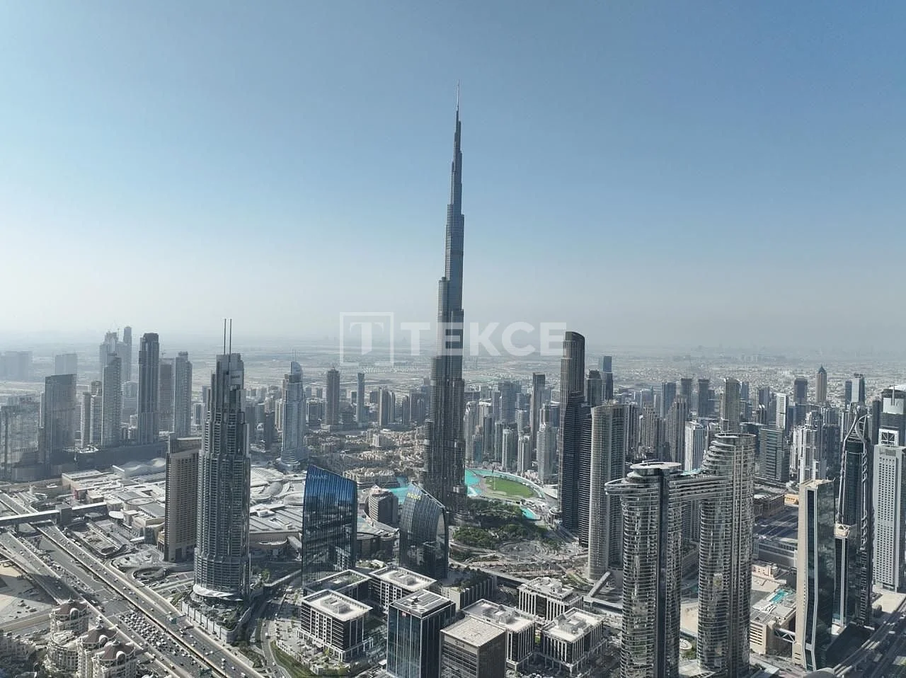 2-Bedroom Apartment with Private Pool in Business Bay, Dubai, photo 4