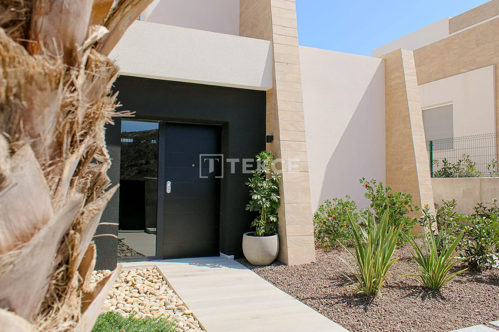 3-Bedroom Townhouse with Private Pool in Algorfa, Spain, photo 3