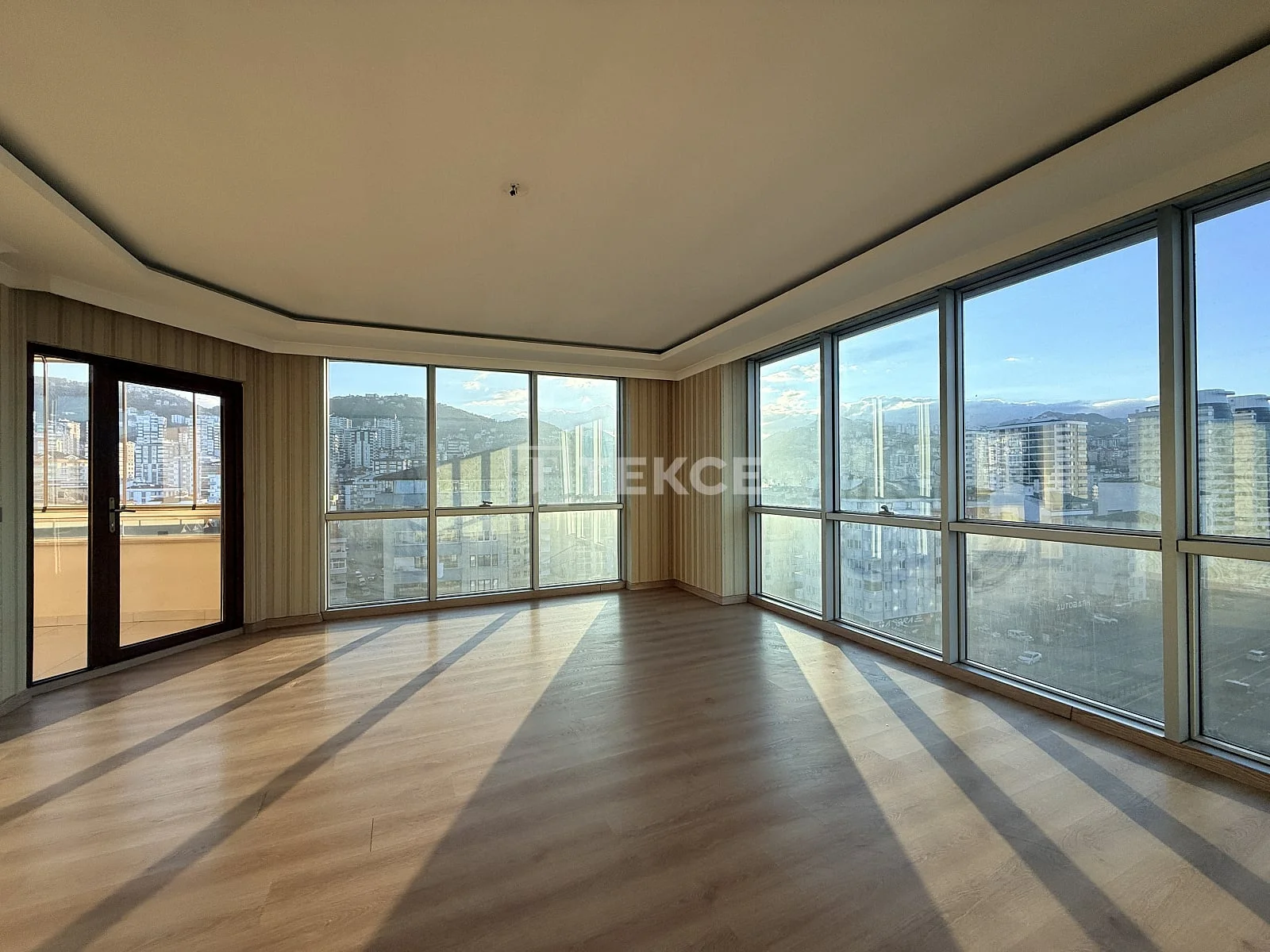 5-Bedroom Duplex with City View in Trabzon, photo 5