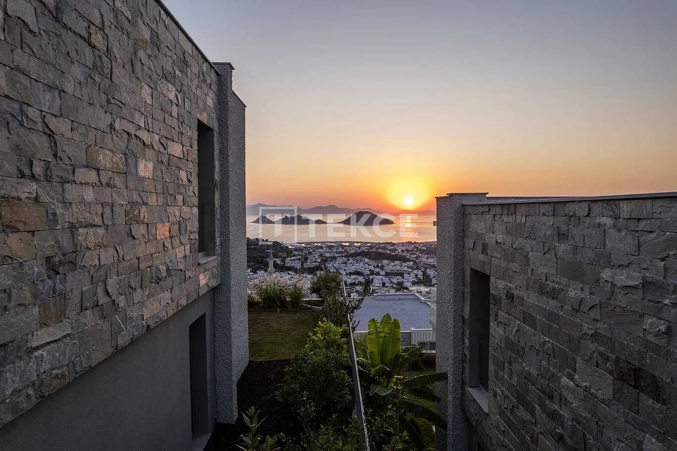2-Bedroom Apartment with Sea View in Bodrum, photo 5