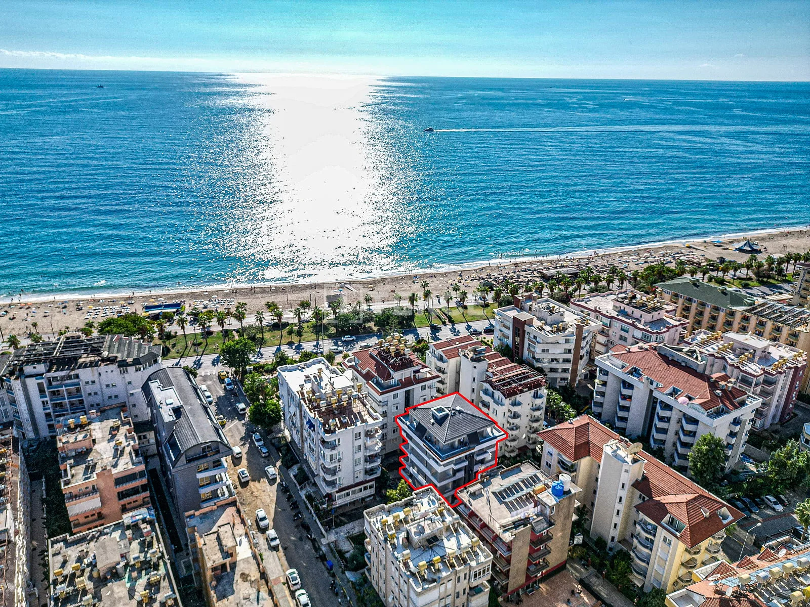 2-Bedroom Apartment with Sea View in Alanya, photo 5