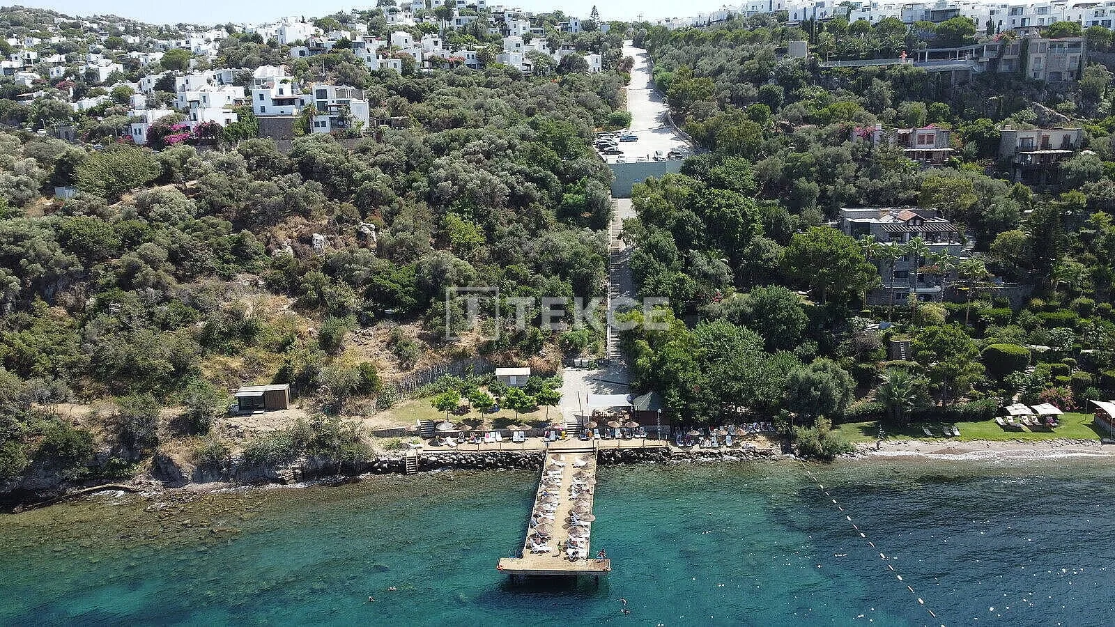 Сблокированная вилла 4 комнаты (3 спальни) с садом и видом на море в Бодруме, фото 2