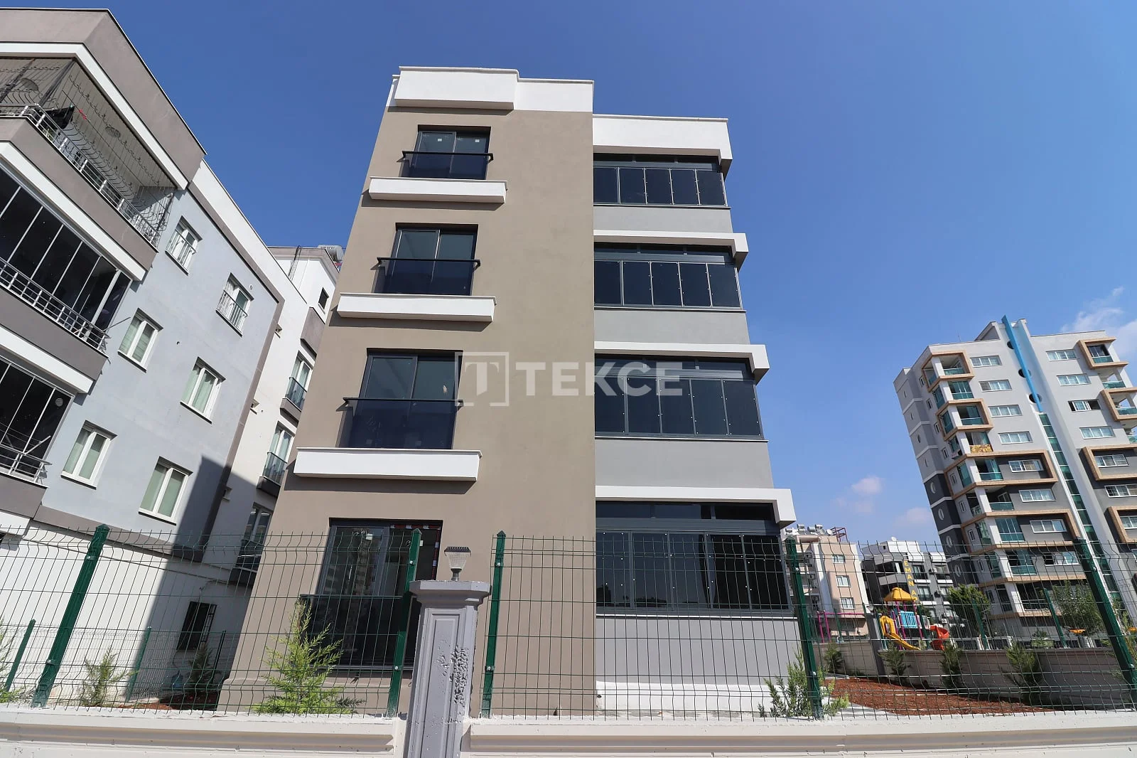 2-Bedroom Apartment in Yenisehir, Mersin, photo 4