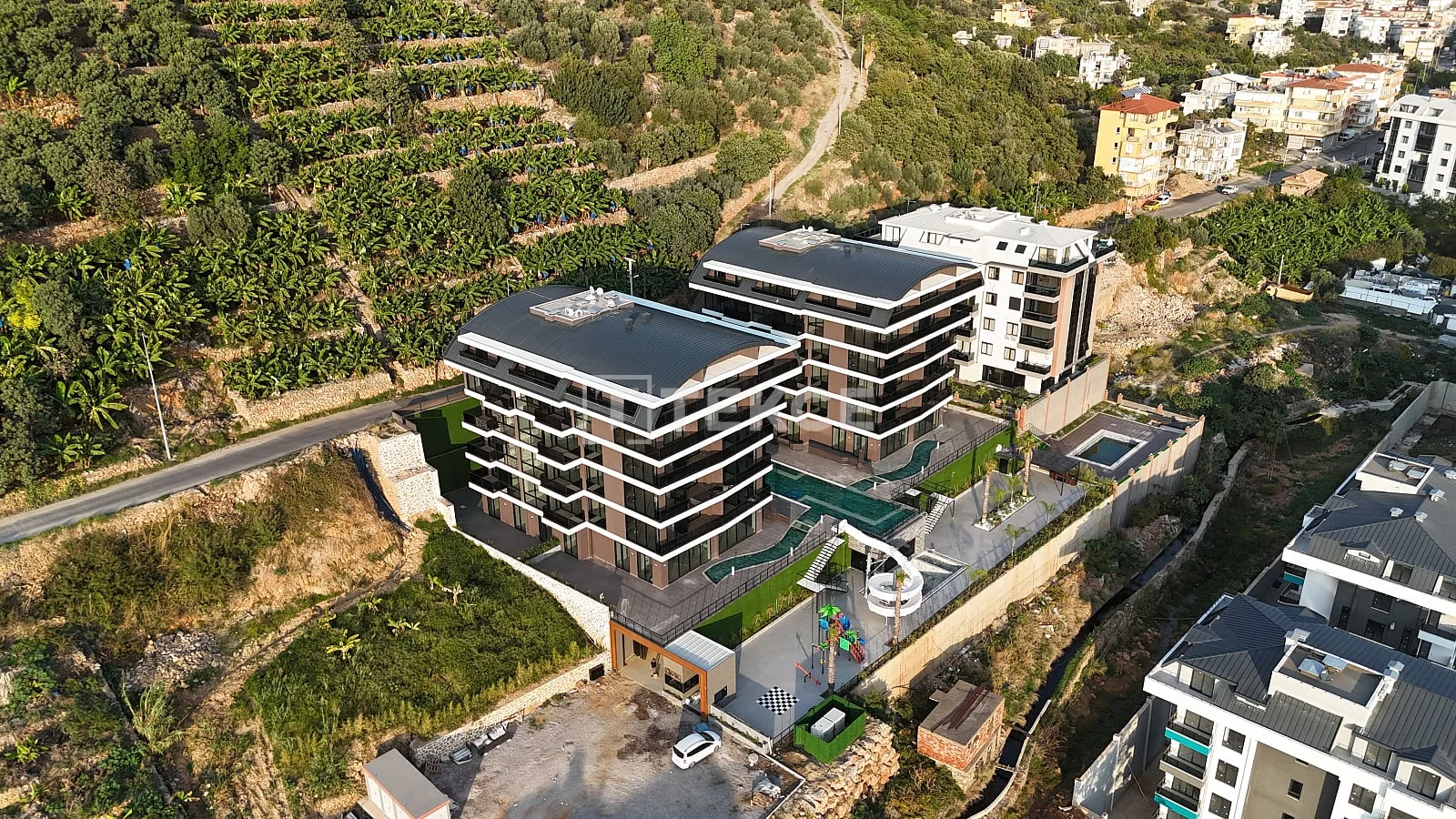 1-Bedroom Apartment with Sea and City Views in Alanya, photo 4