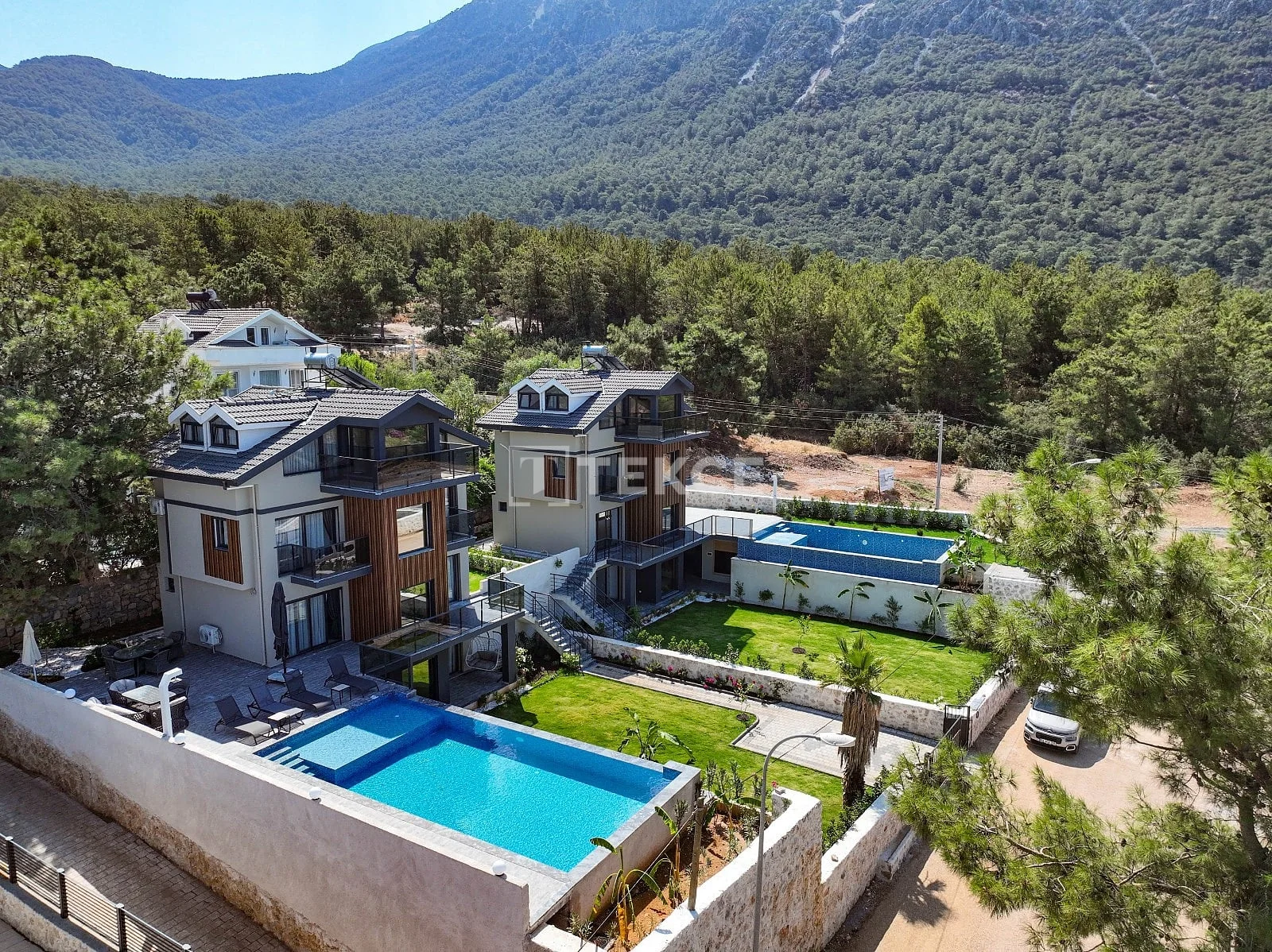 5-Bedroom Villa with Private Pool and Sea Views in Fethiye