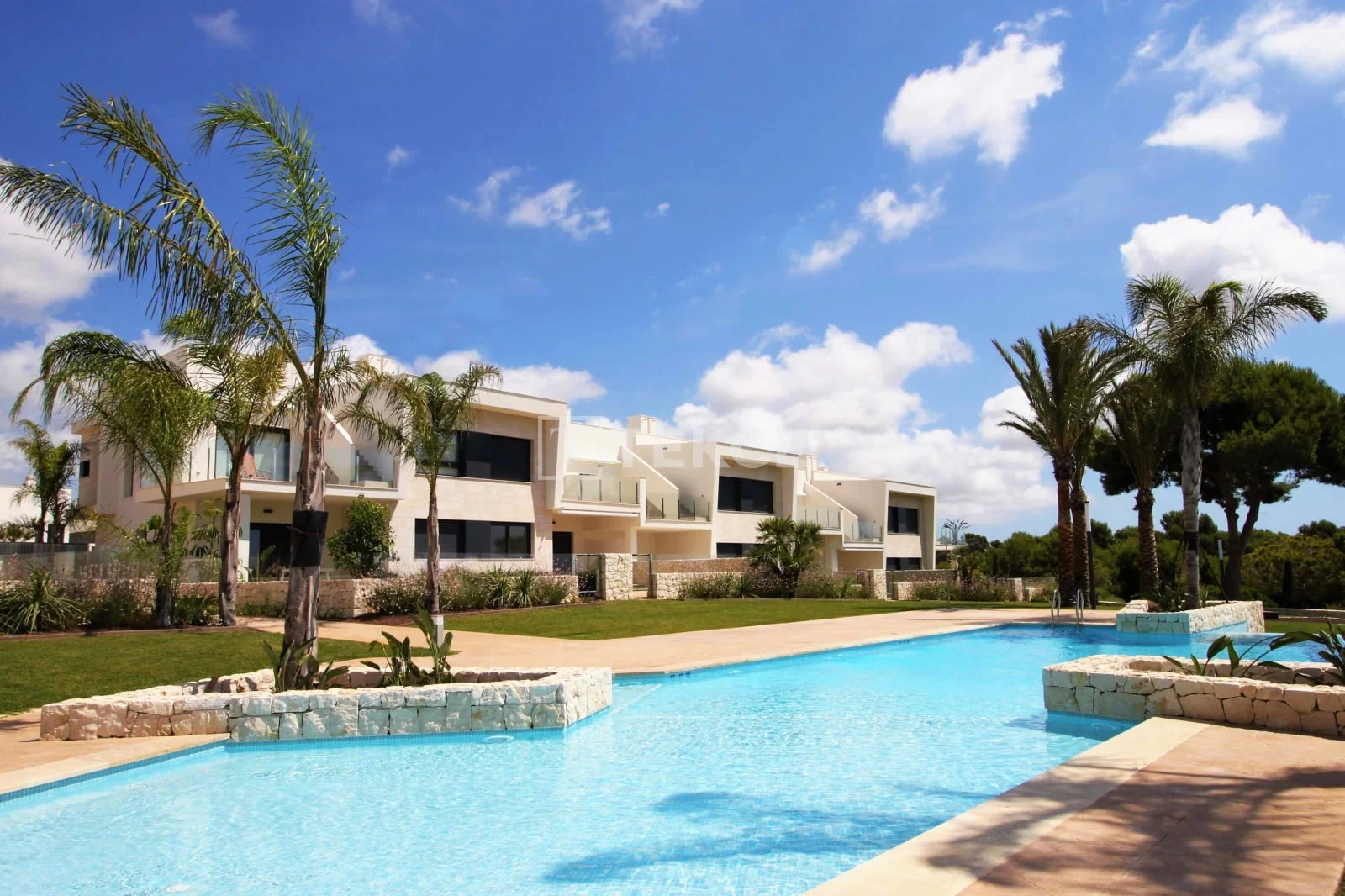 3-Bedroom Apartment with Golf Course View in Pilar de la Horadada