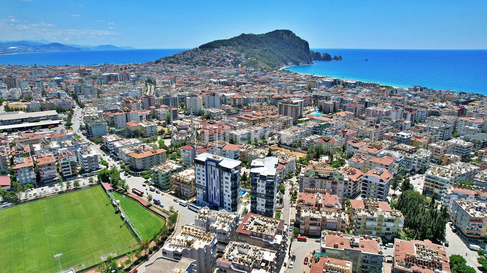 2-Bedroom Penthouse with Sea View in Alanya, photo 3