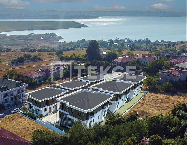 4-Bedroom Villa in Avcilar, Istanbul