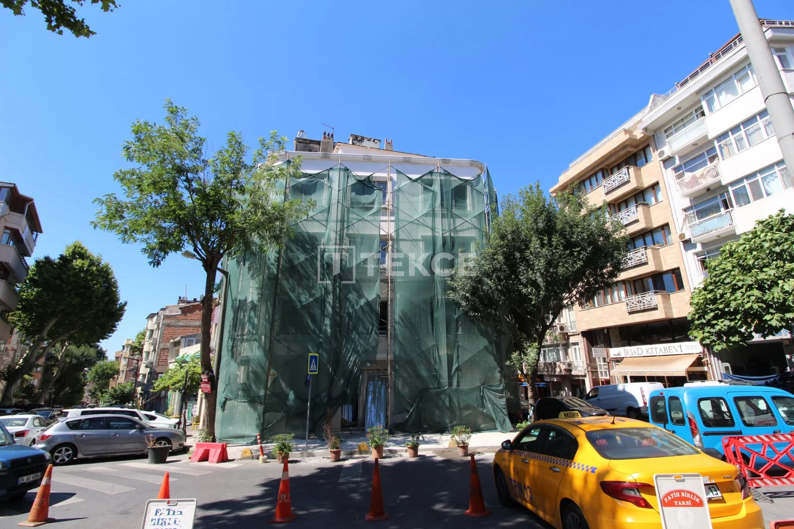4-Story Commercial Building with Cafe in Fatih, Istanbul, photo 2