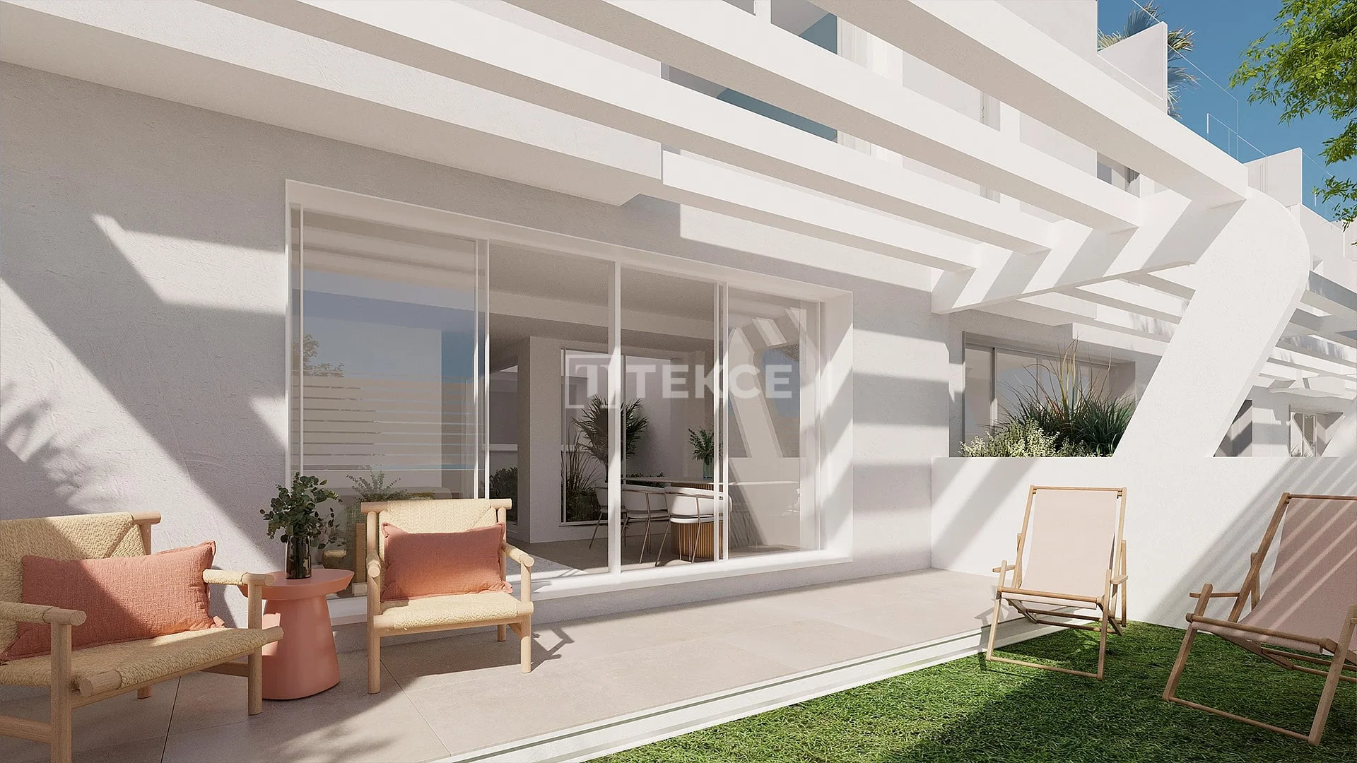 4-Bedroom Townhouse with Sea View in Estepona, photo 3