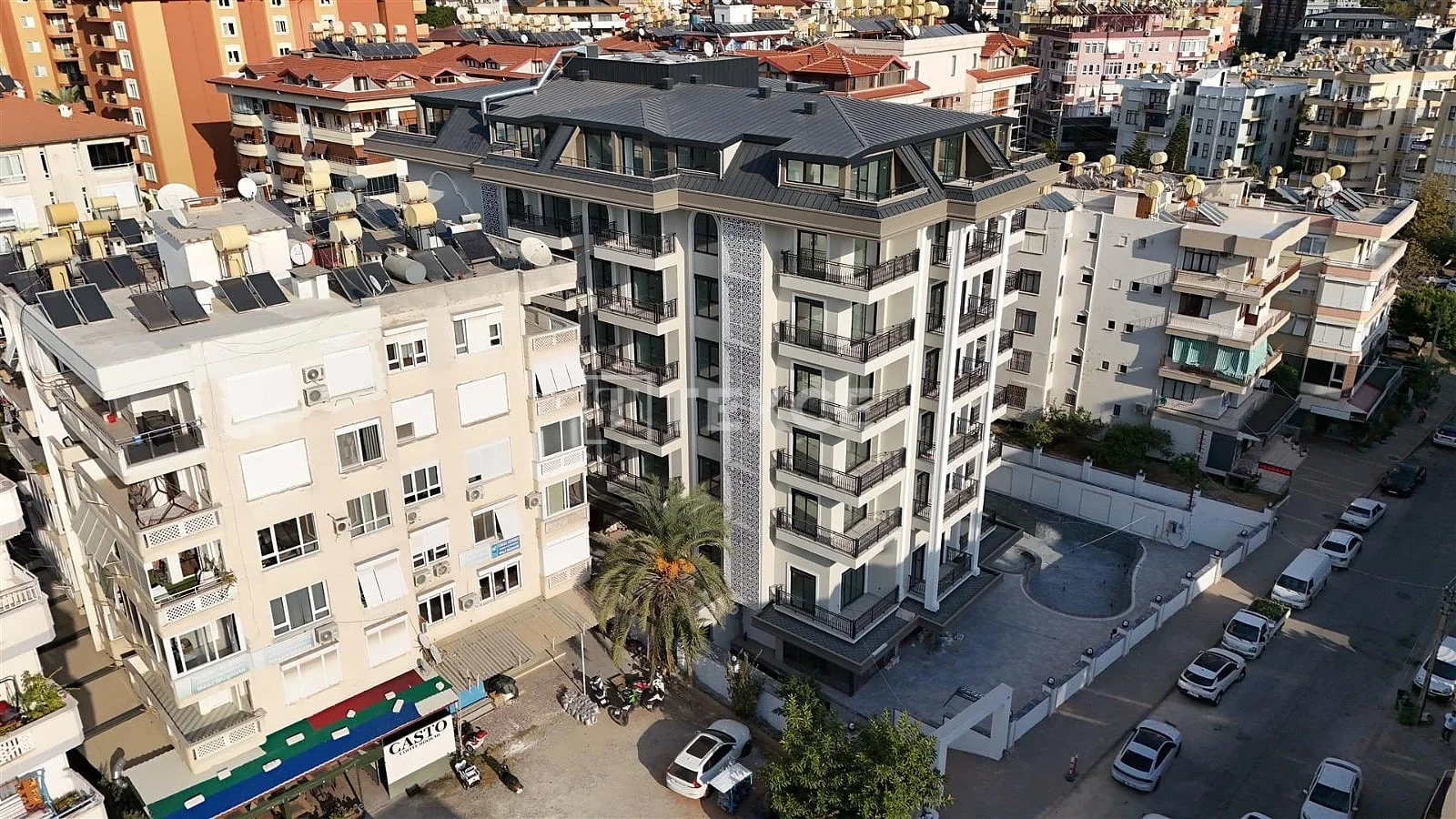 1-Bedroom Penthouse and Apartment with City View in Alanya, photo 4