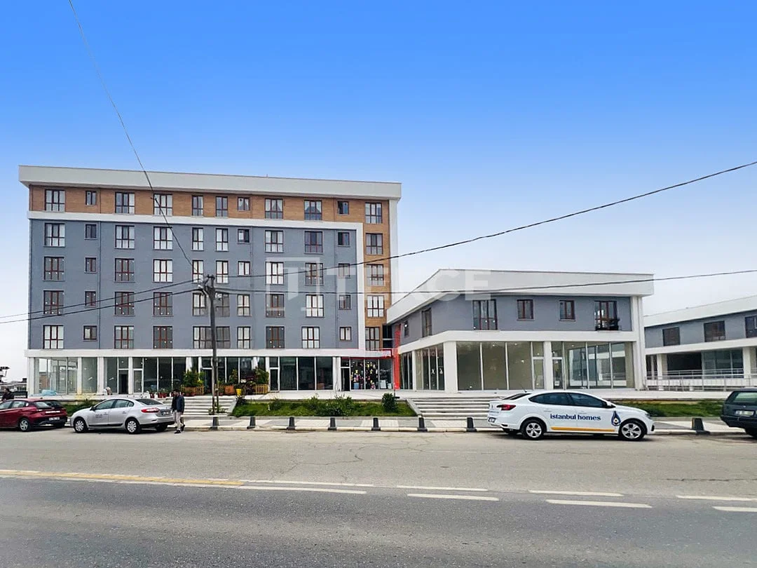 2-Bedroom Apartment with Forest View in Istanbul