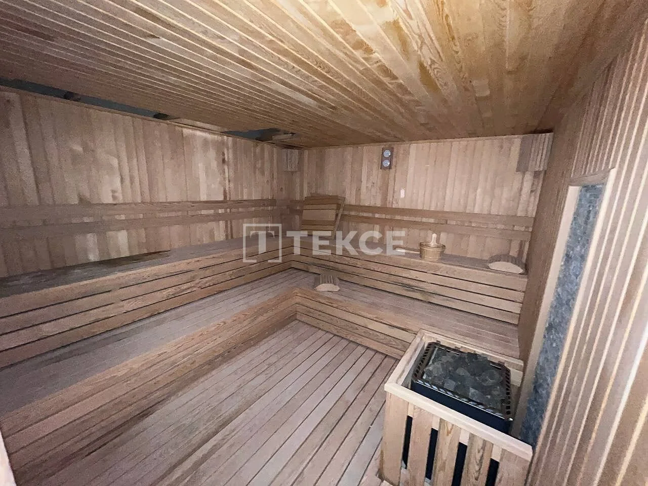 1-Bedroom Apartment with Sea View in Alanya, photo 3