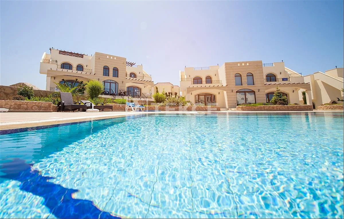 2-Bedroom Townhouse with Sea and Mountain Views in Kyrenia, photo 4