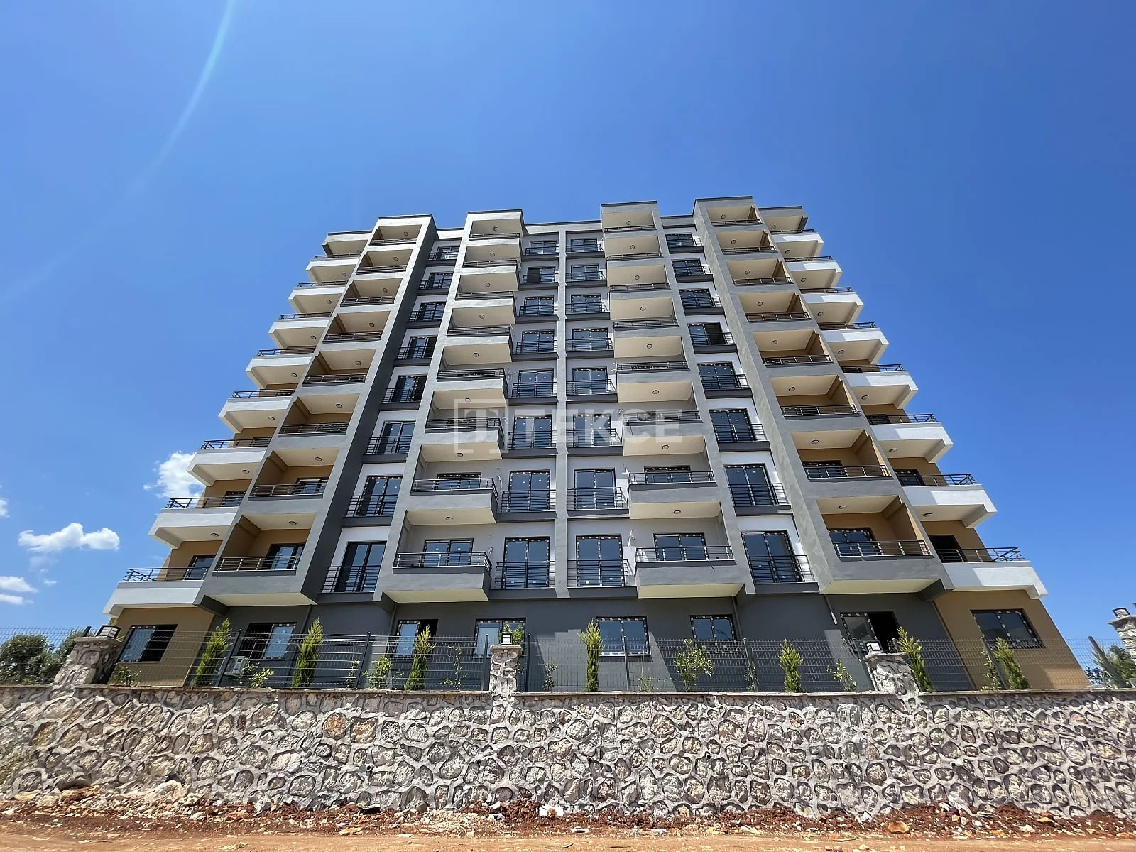 2-Bedroom Apartment with Sea View in Mersin, photo 2