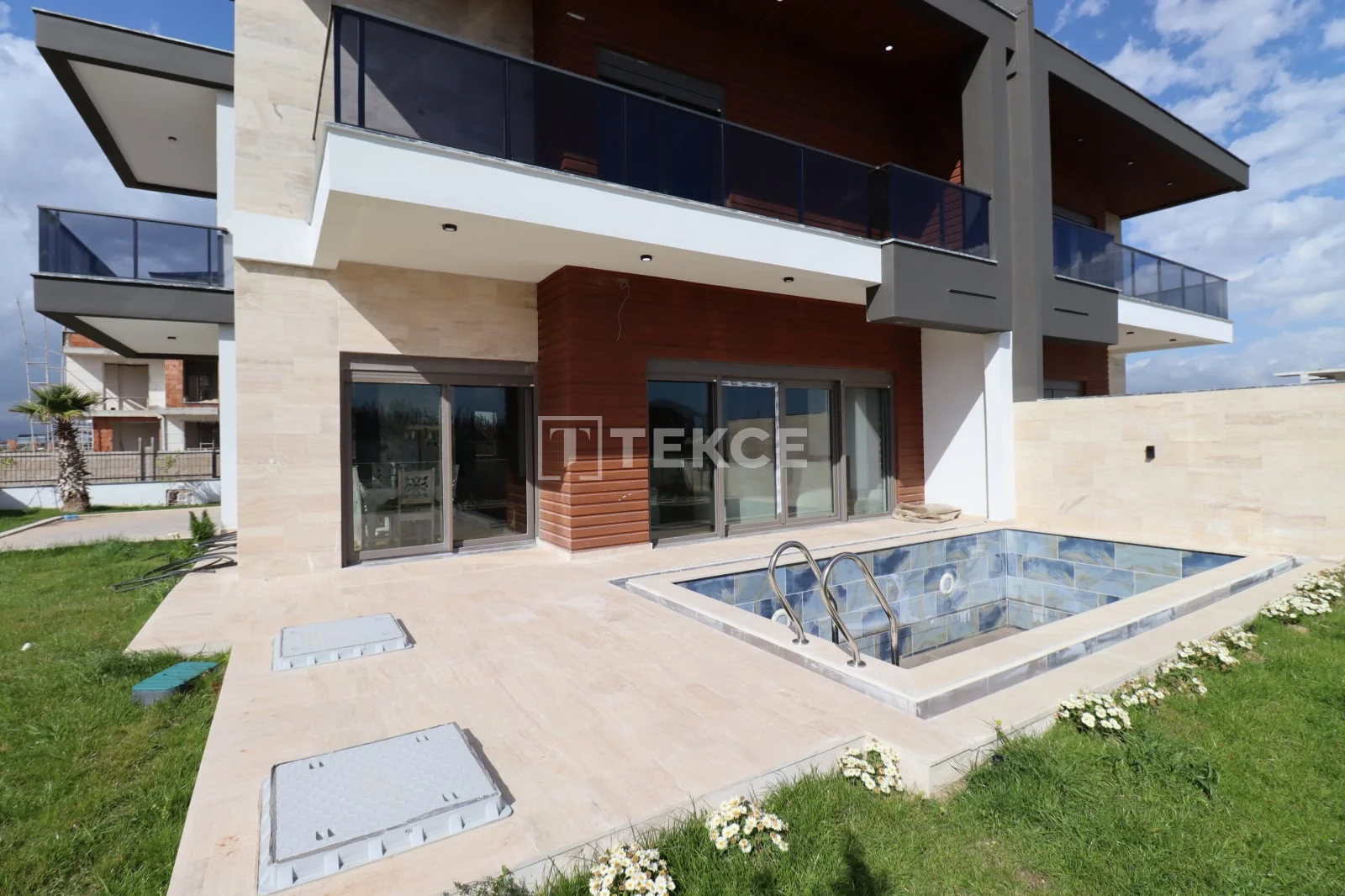 4-Bedroom Villa with Private Pool in Dosemealti, Antalya