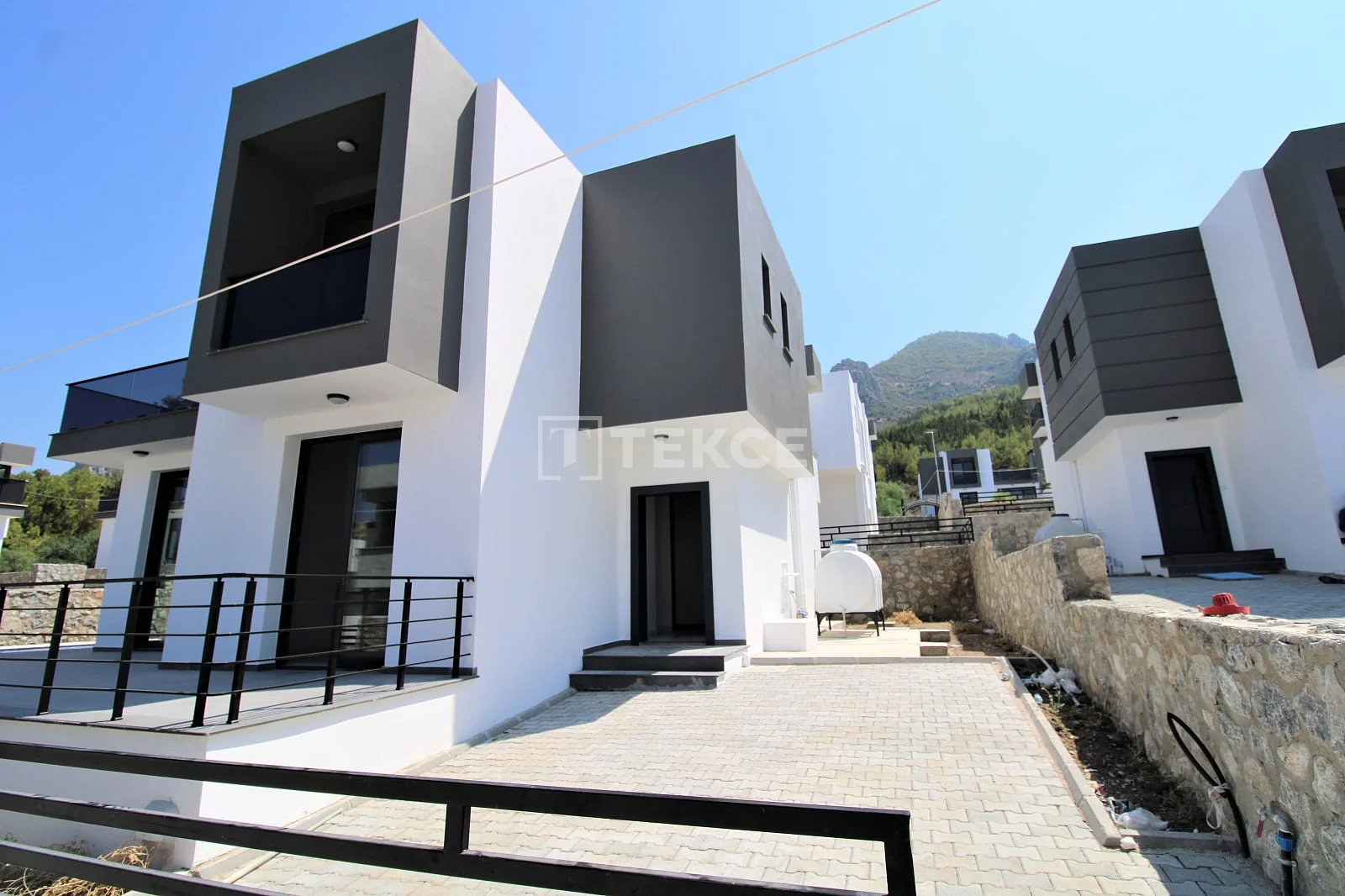 4-Bedroom Villa with Private Pool and Sea Views in Kyrenia, photo 2