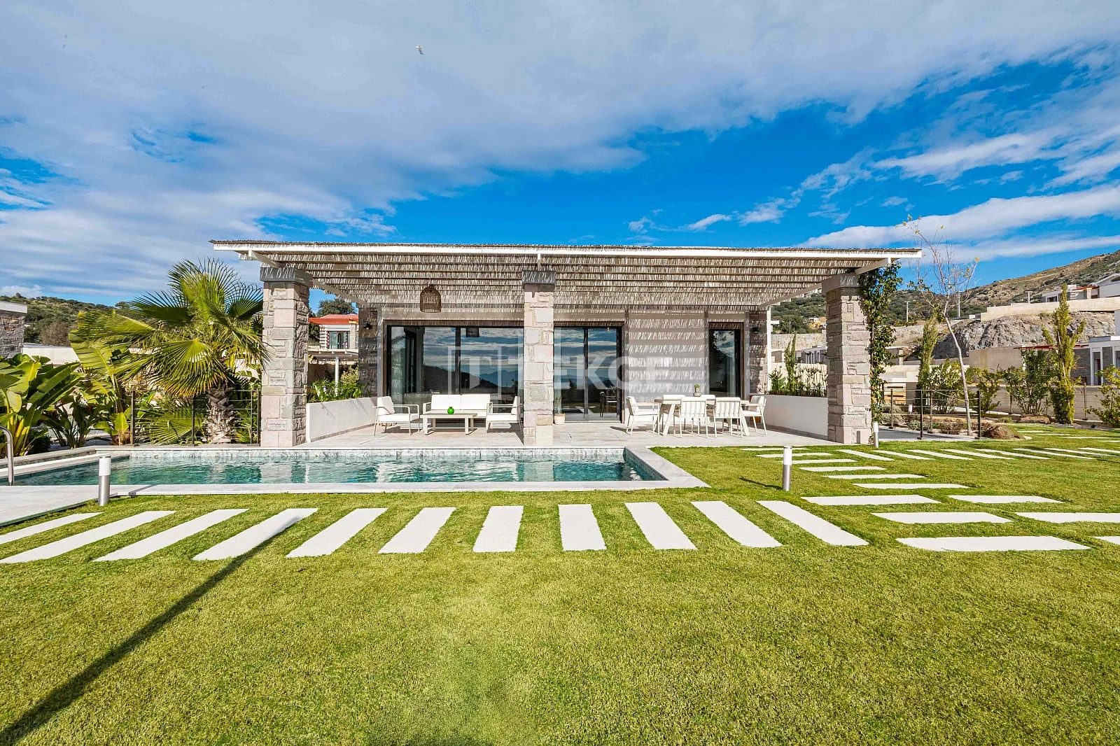 4-Bedroom Villa with Private Pool and Garden in Bodrum, photo 2