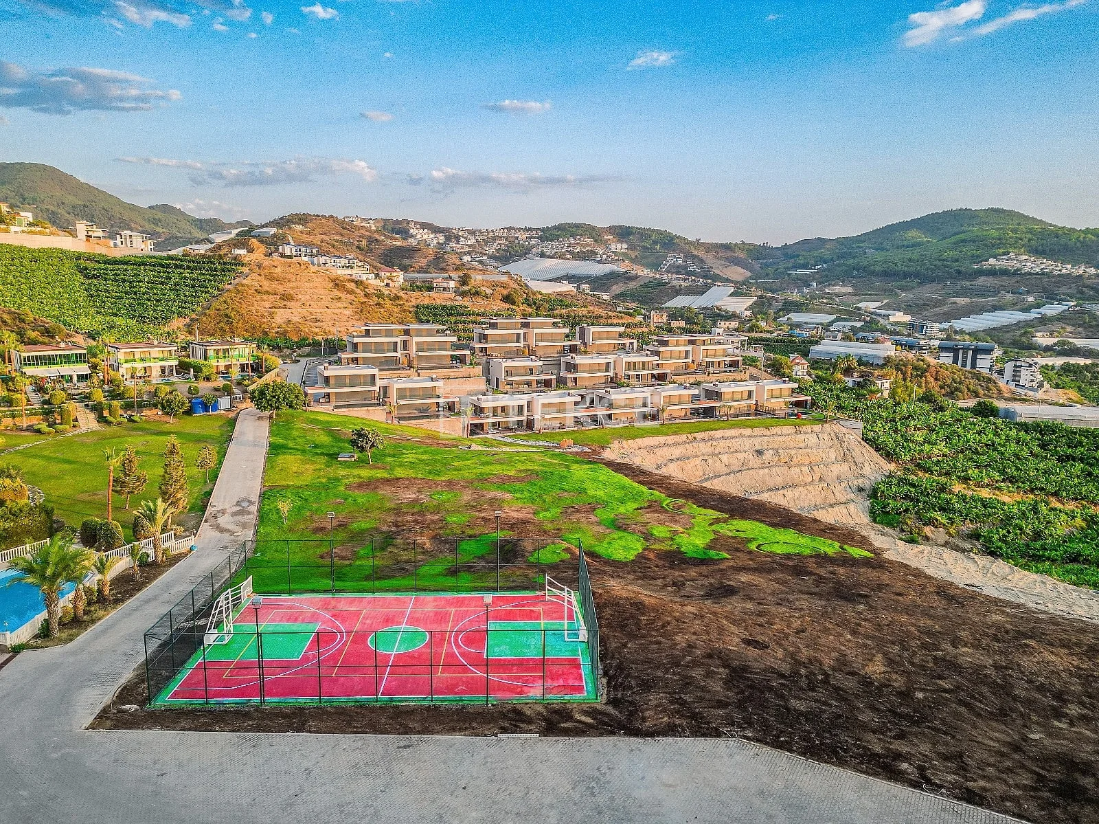 1-Bedroom Apartment with Sea View in Kargicak, Alanya, photo 3