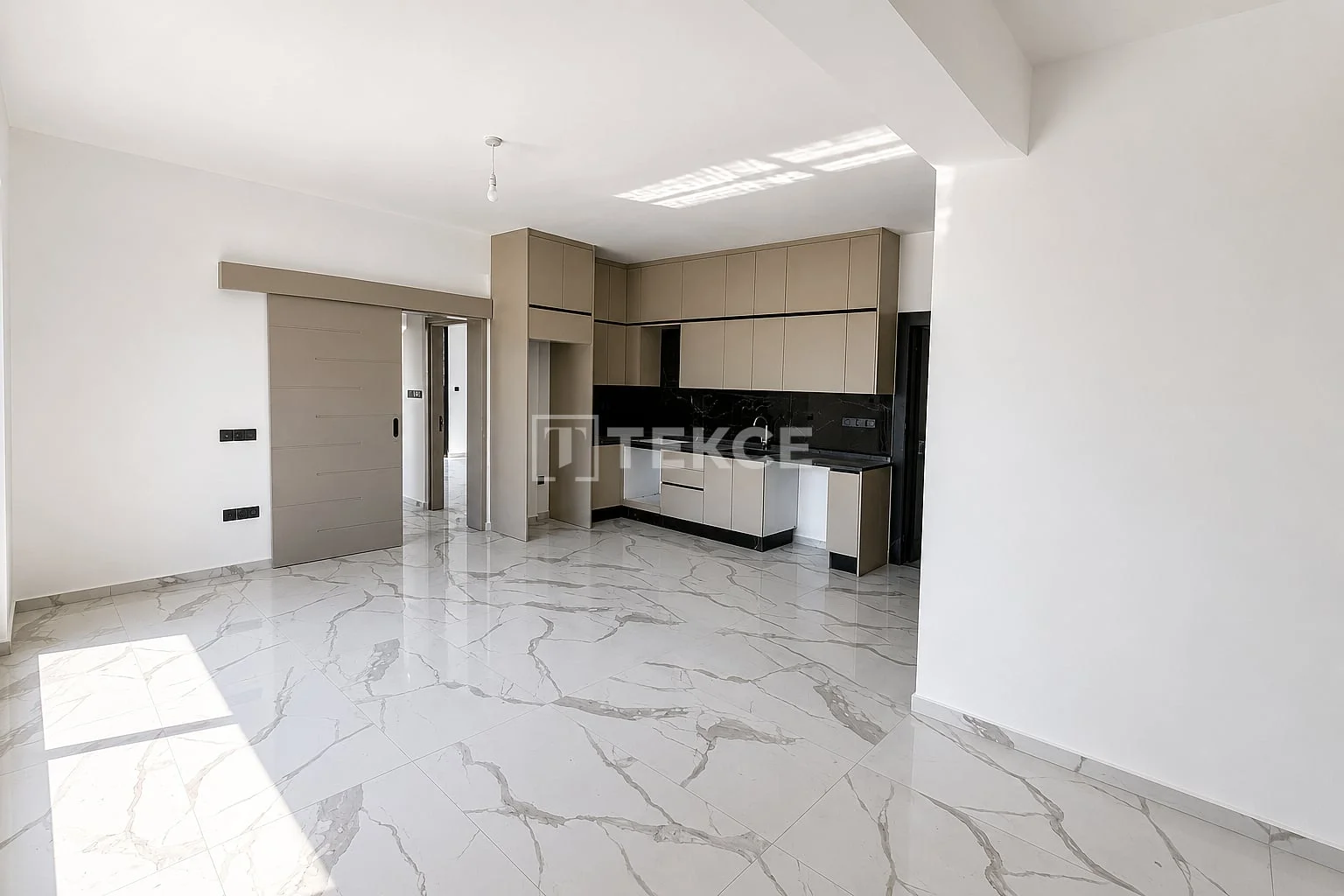 2-Bedroom Penthouse and Apartments in Central Famagusta, photo 4