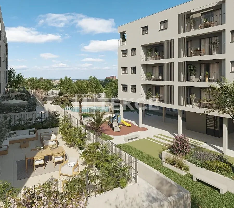 2-Bedroom Apartment with Shared Pool in Alicante, Spain, photo 4