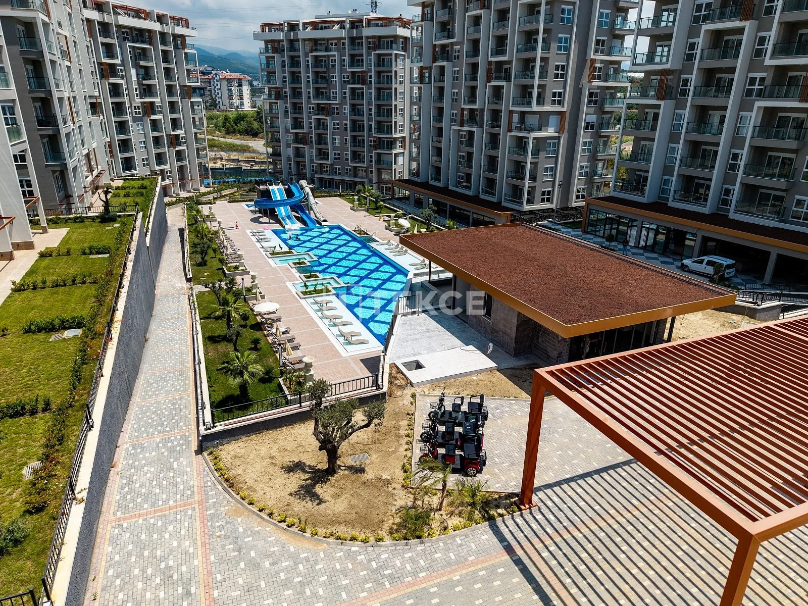 2-Bedroom Apartment with Sea View in Avsallar, Alanya, photo 2