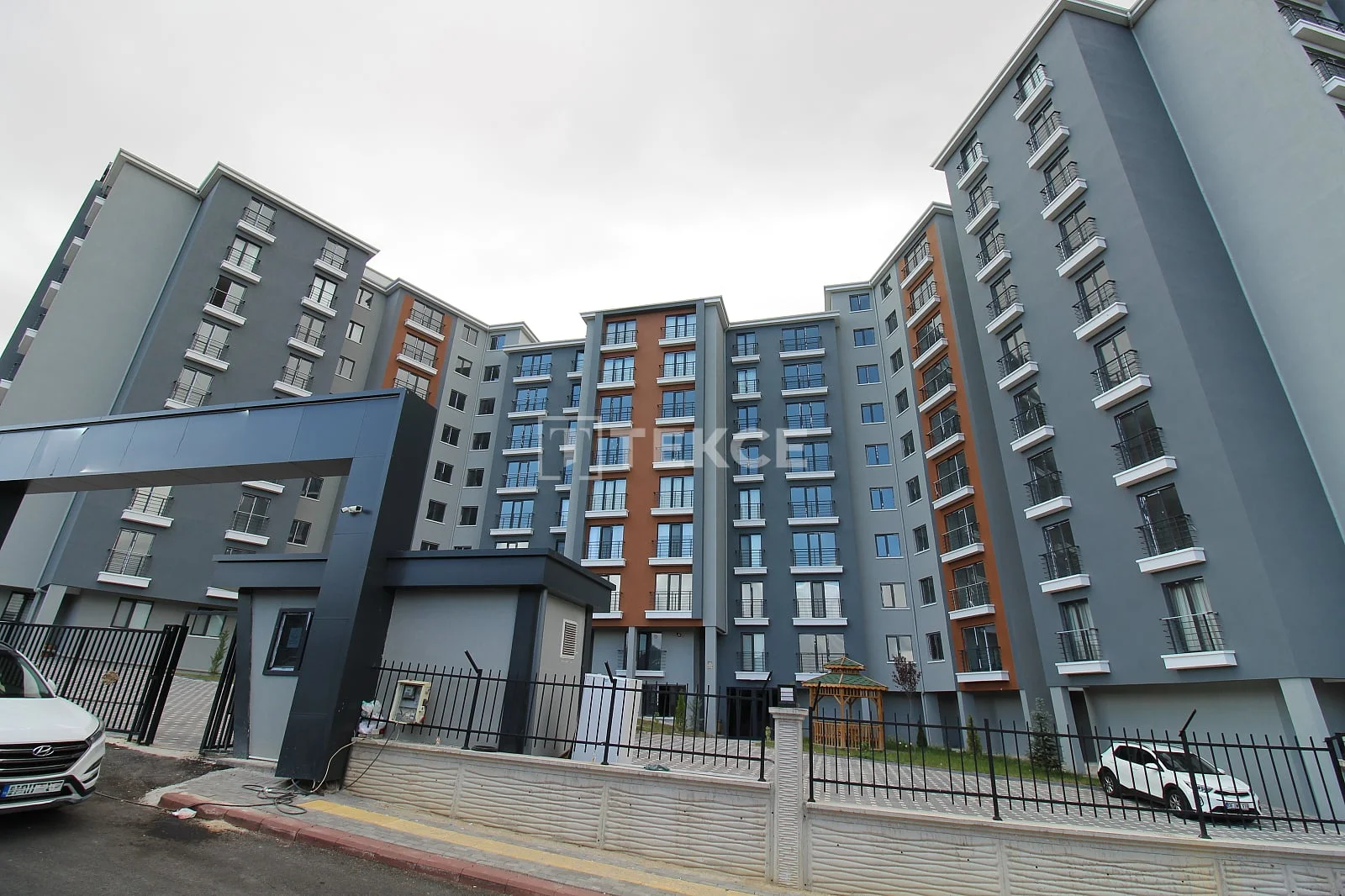 3-Bedroom Apartment with Nature View in Ankara, photo 2