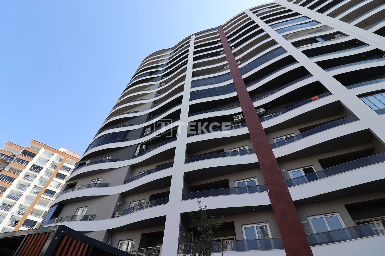 2-Bedroom Apartment with Sea View in Mersin, Turkey, photo 3