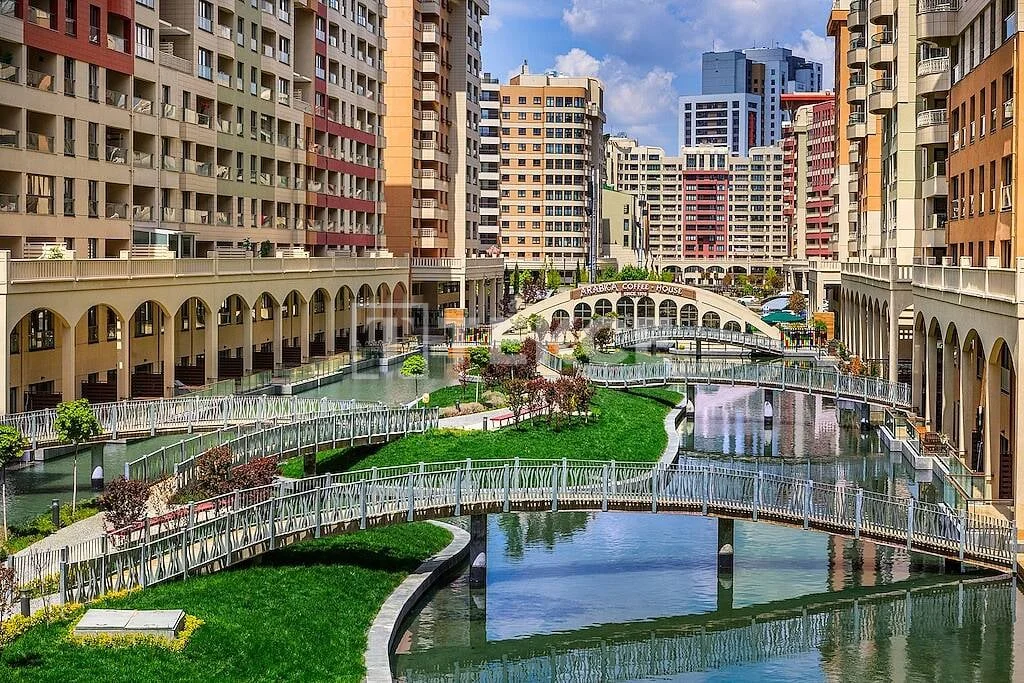 1-Bedroom Apartment with Lake and Forest Views in Cankaya, Ankara, photo 4