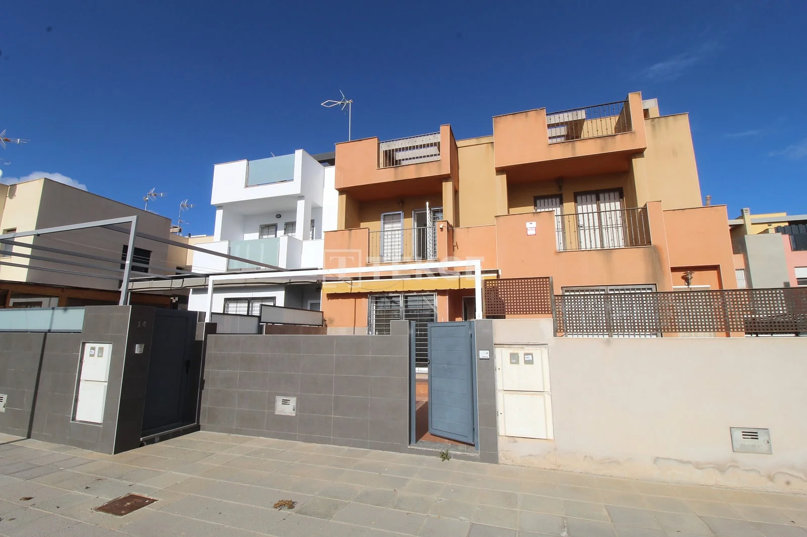 2-Bedroom Townhouse with Solarium in San Pedro del Pinatar, photo 2