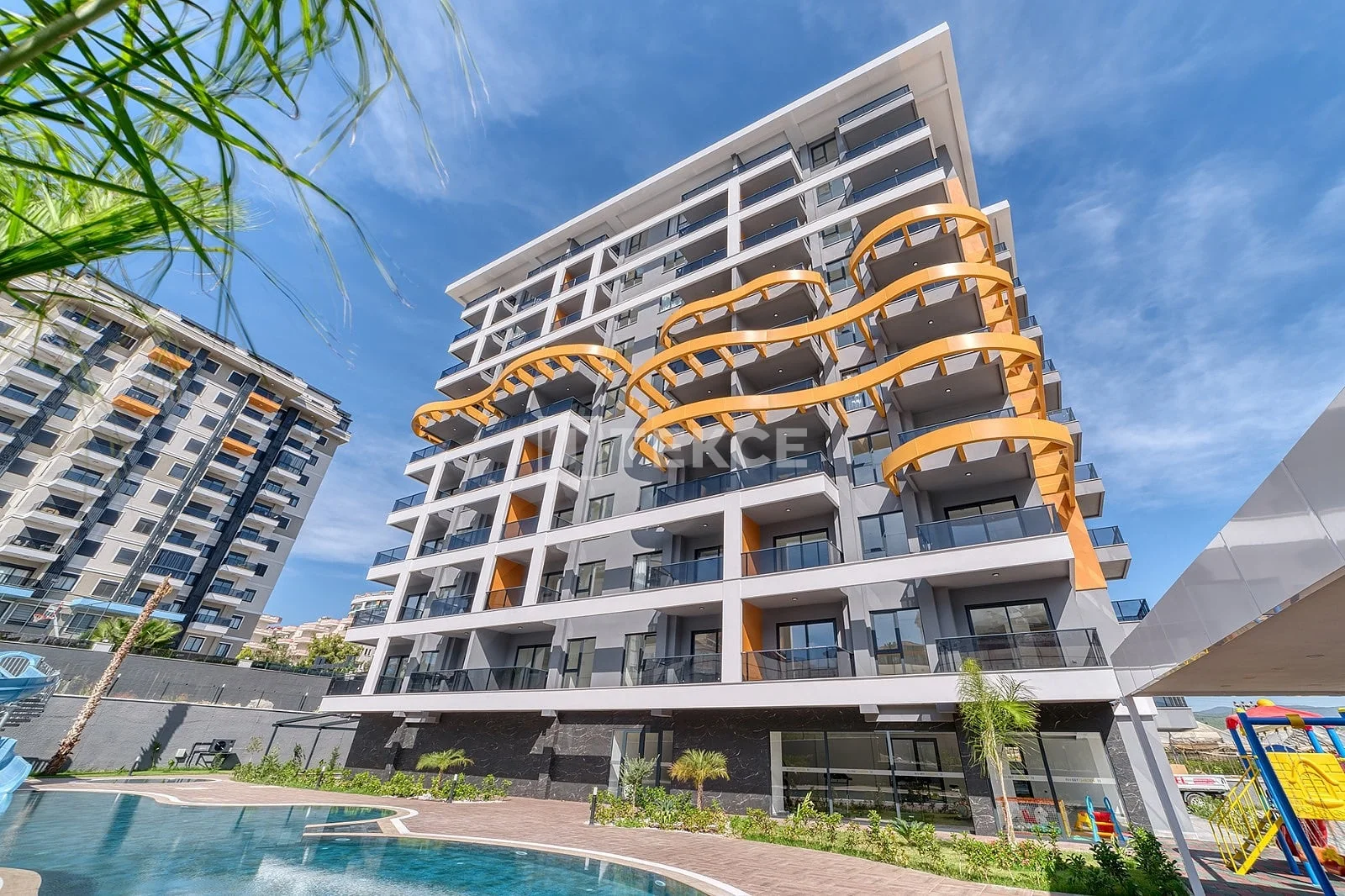 1-Bedroom Penthouse and Apartment with Sea View in Avsallar, Alanya, photo 3