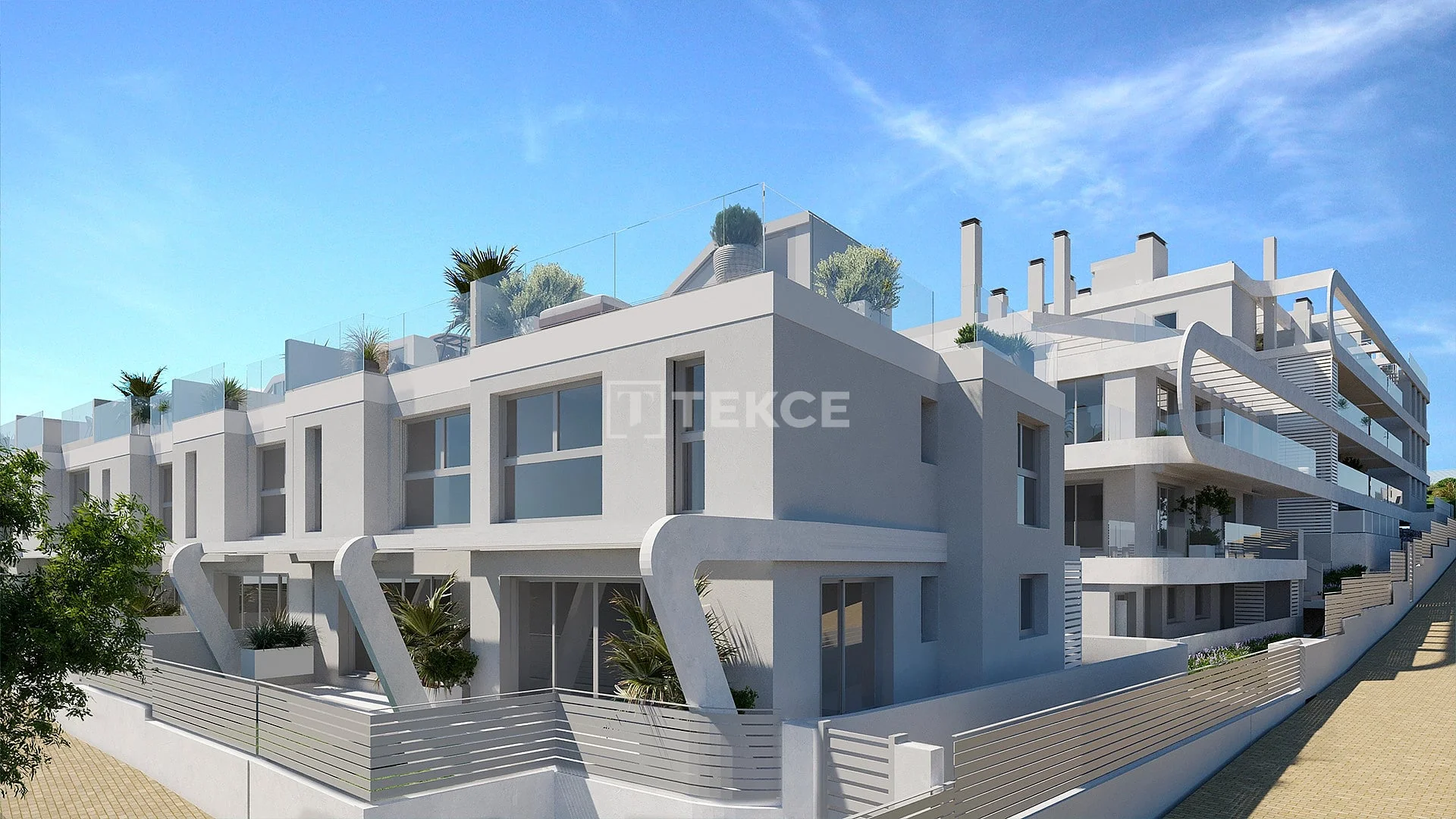 4-Bedroom Townhouse with Sea View in Estepona