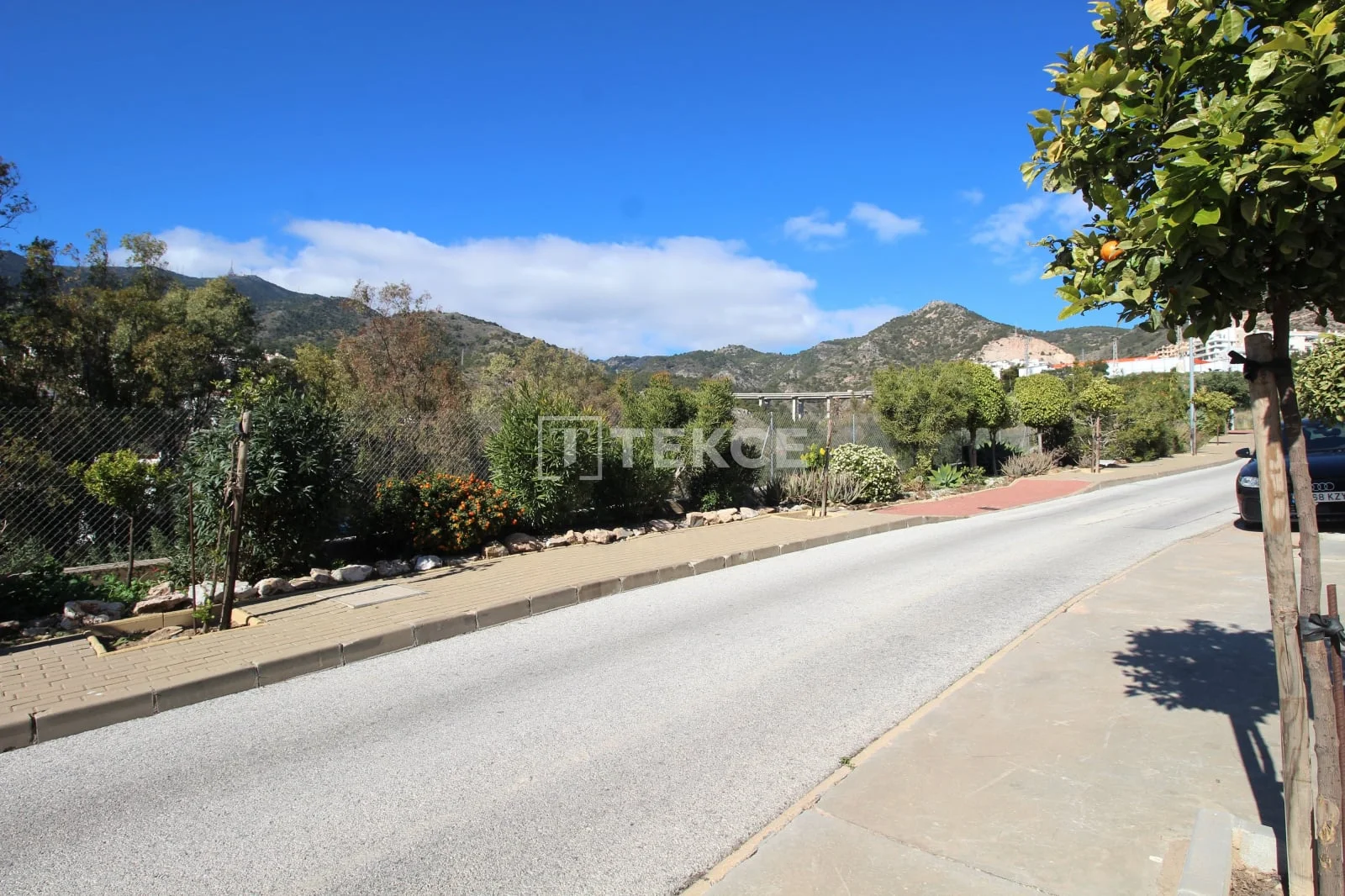 415 m² Land Plot with Sea View in Benalmadena, photo 2